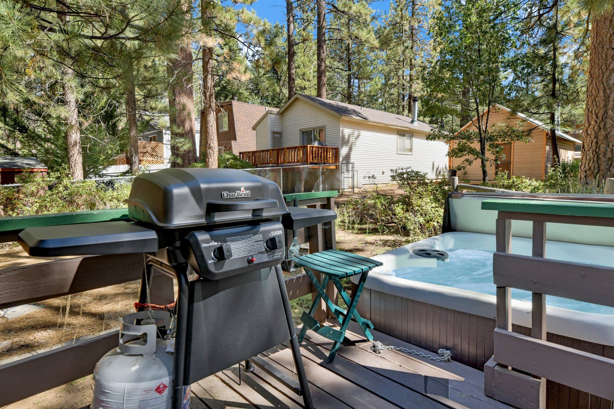 Moonridge Cottage by Big Bear Vacations