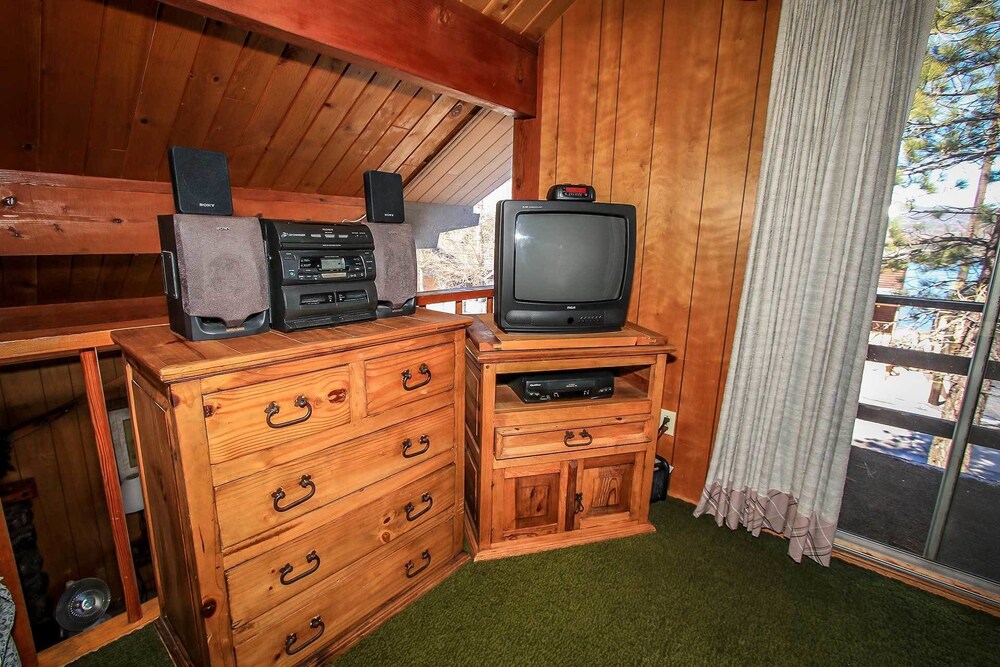 Papa Bear by Big Bear Vacations