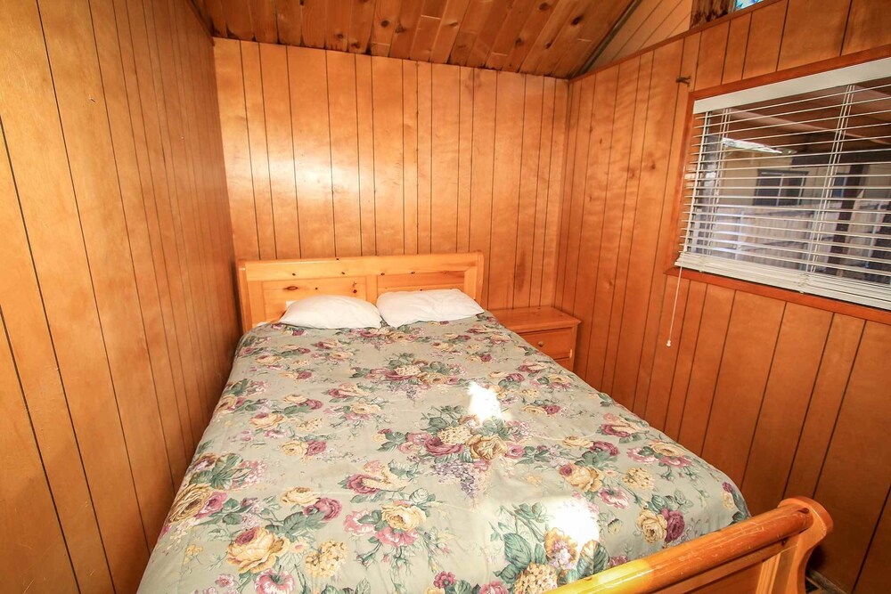Papa Bear by Big Bear Vacations
