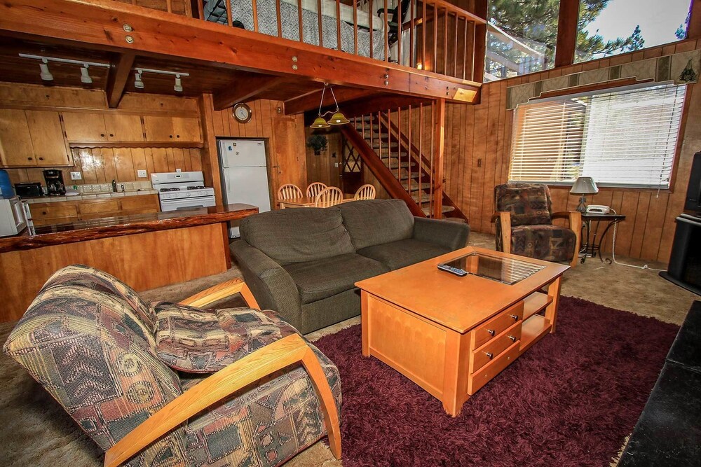 Papa Bear by Big Bear Vacations