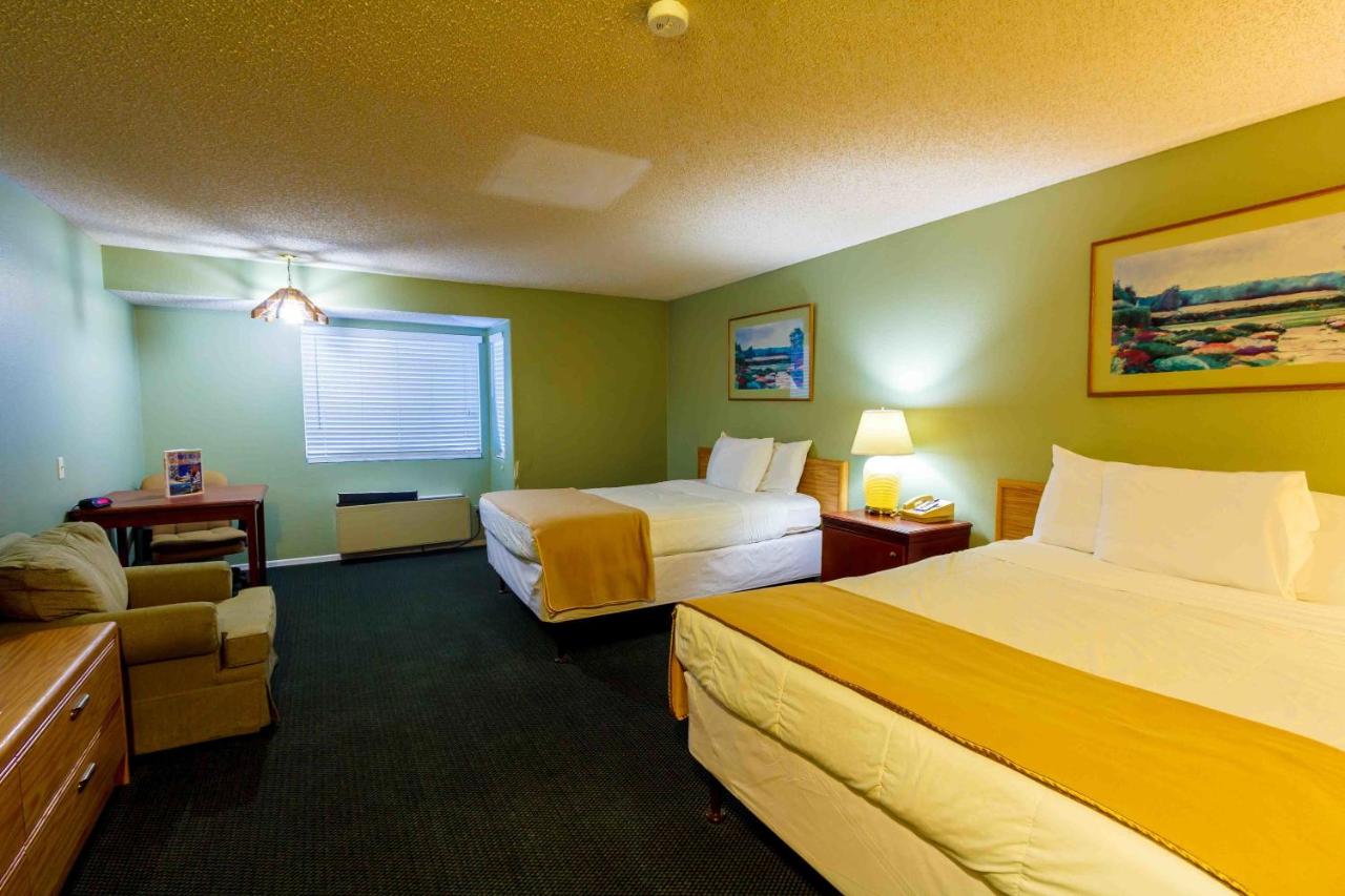 Travelodge by Wyndham Big Bear Lake CA