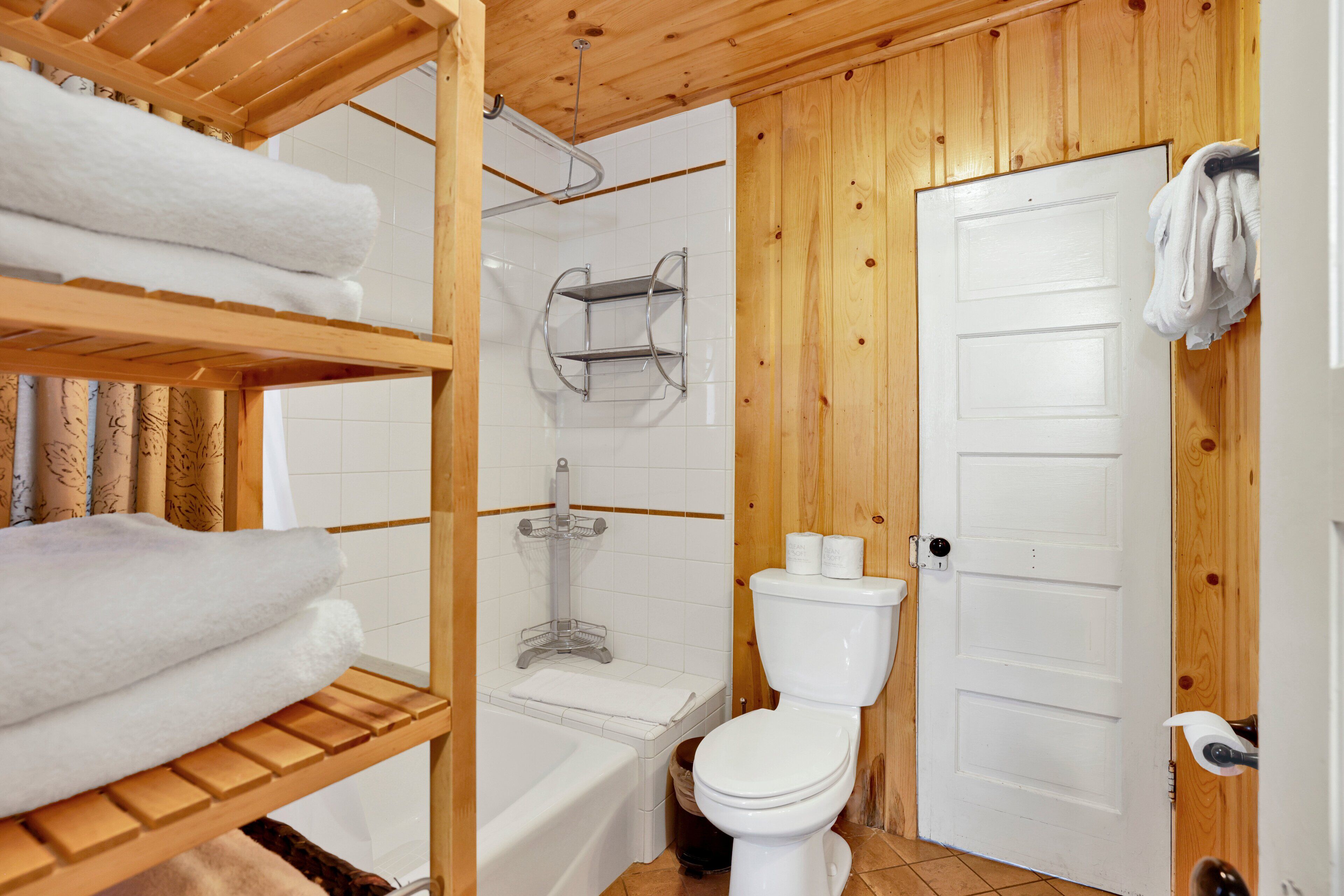 Village Retreat by Big Bear Vacations