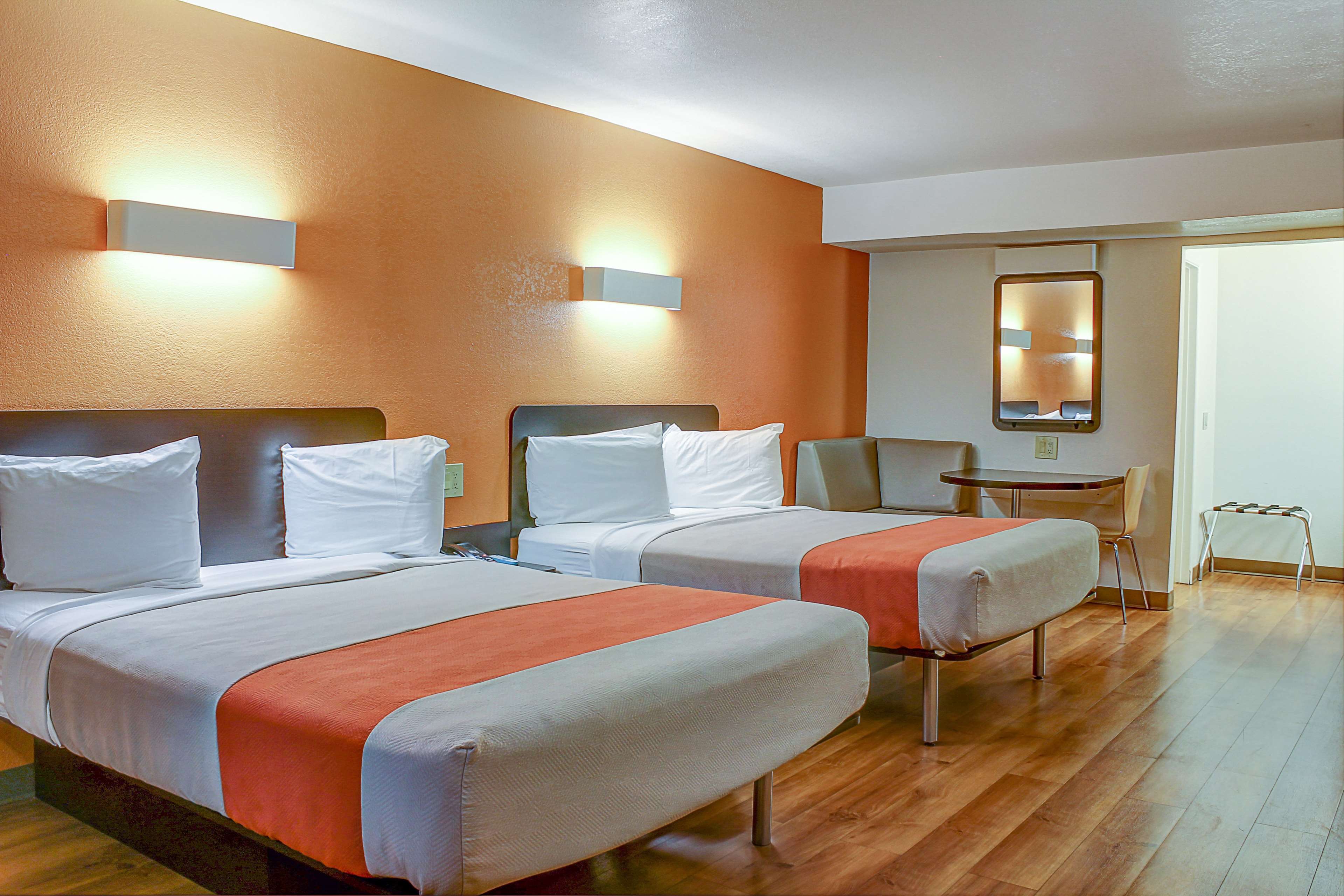 Motel 6 Bishop