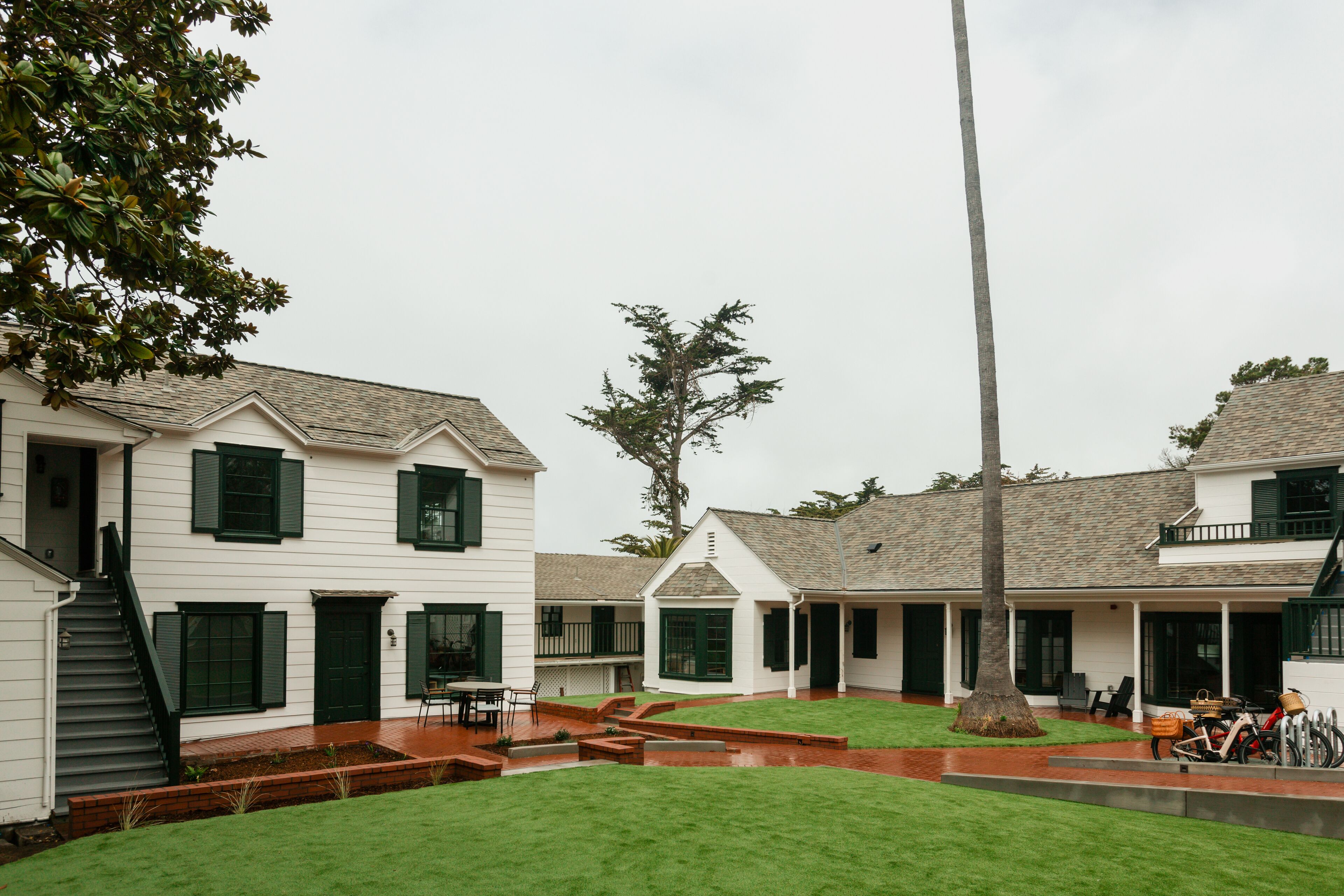 Carmel Beach Hotel