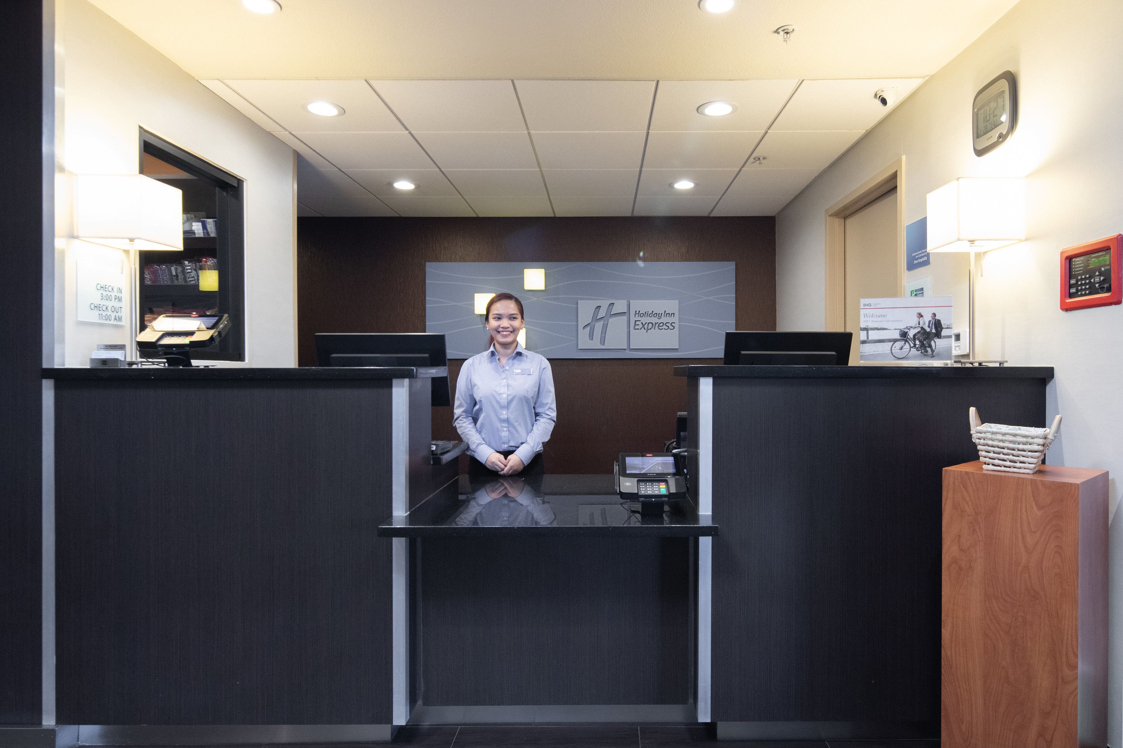 Holiday Inn Express Castro Valley - East Bay