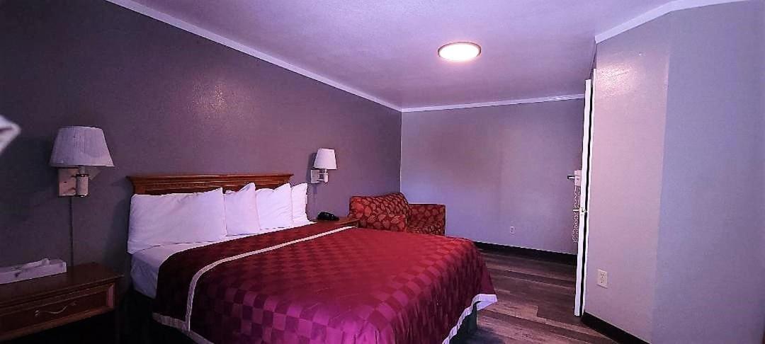 Rodeway Inn