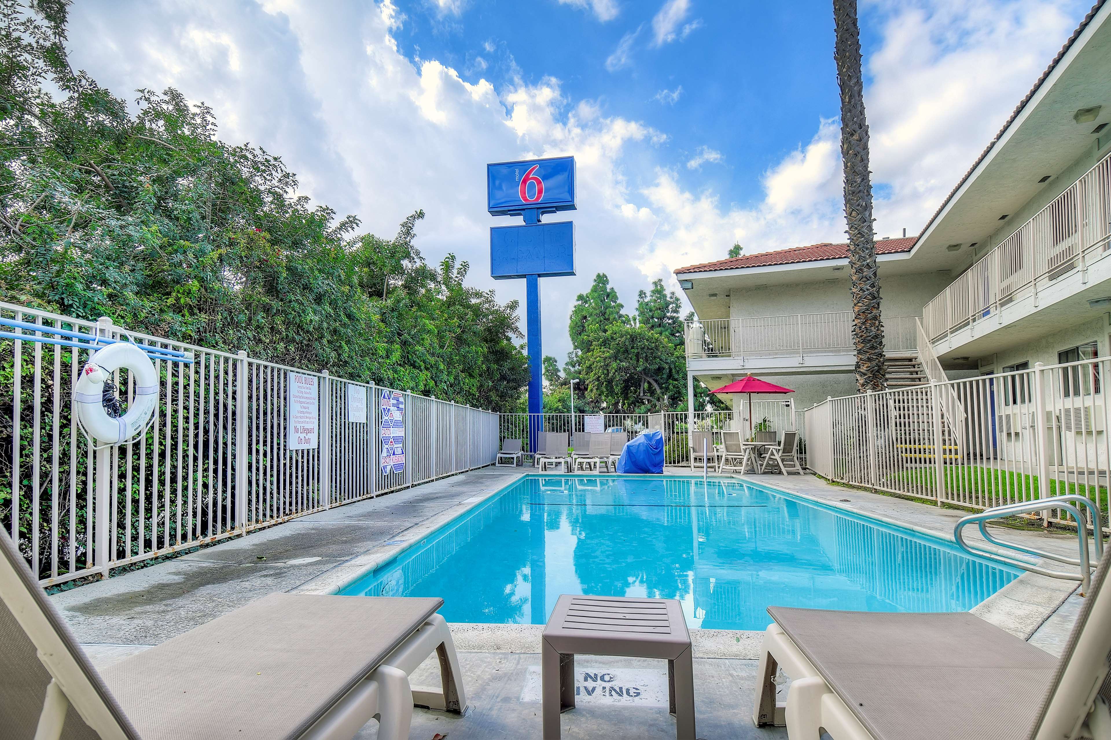 Motel 6 Chino - Los Angeles Area