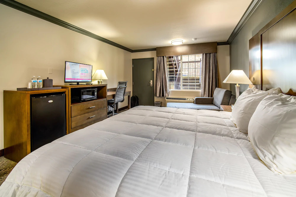 Willow Tree Inn Los Angeles