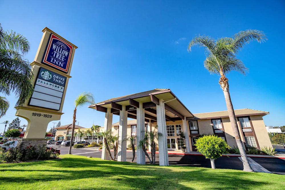 Willow Tree Inn Los Angeles