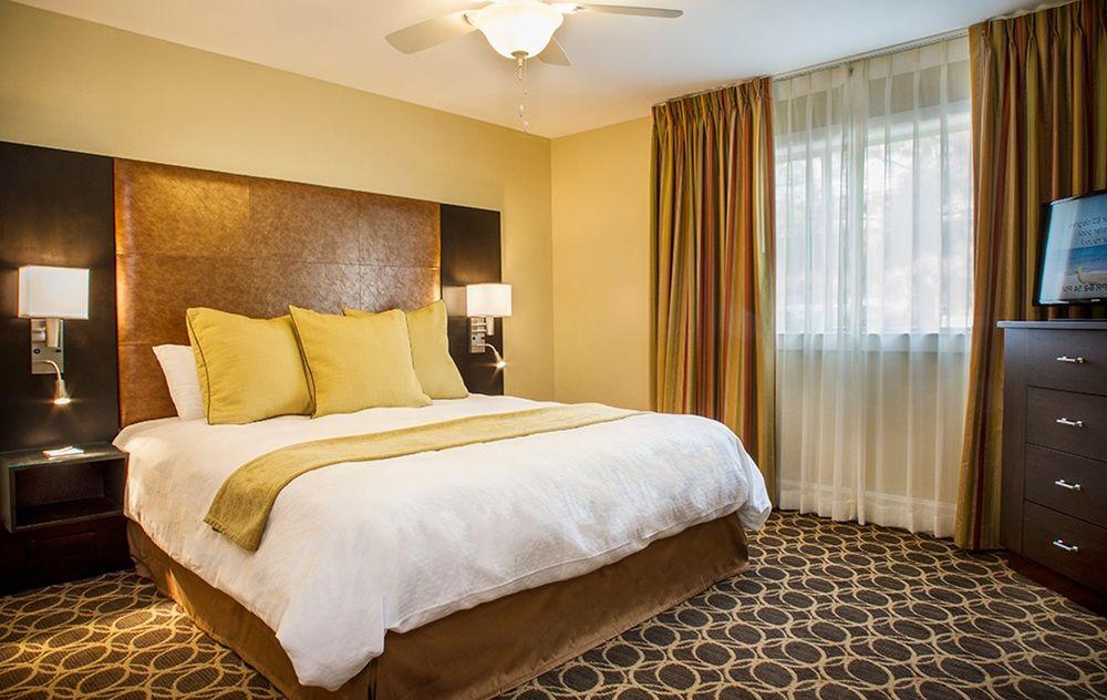Marin Suites Hotel