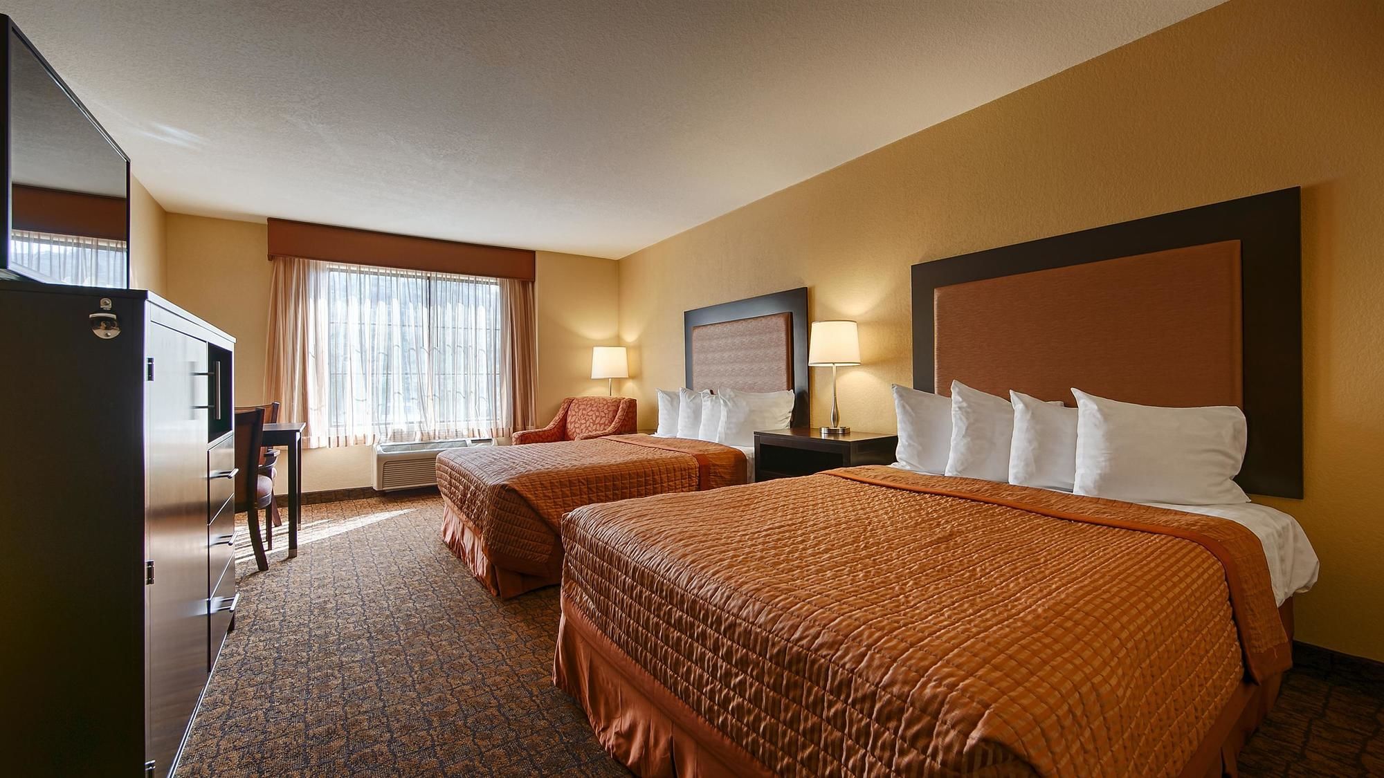 Best Western Escondido Hotel