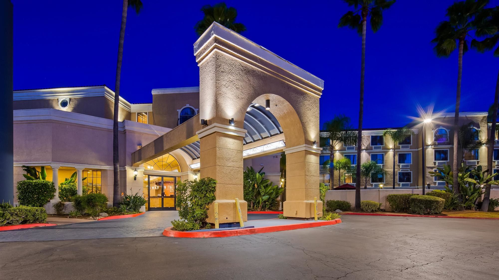 Best Western Escondido Hotel