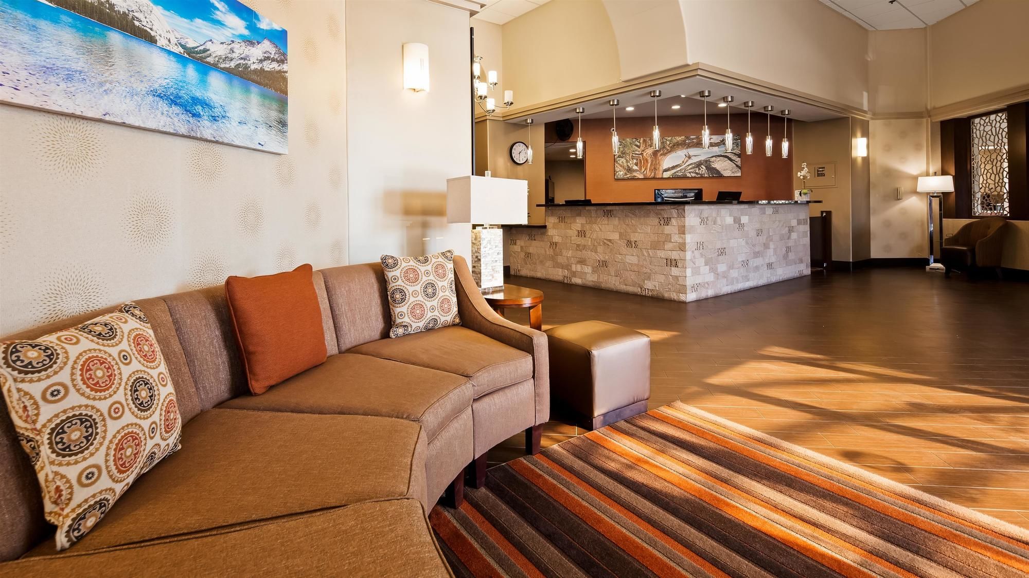 Best Western Escondido Hotel