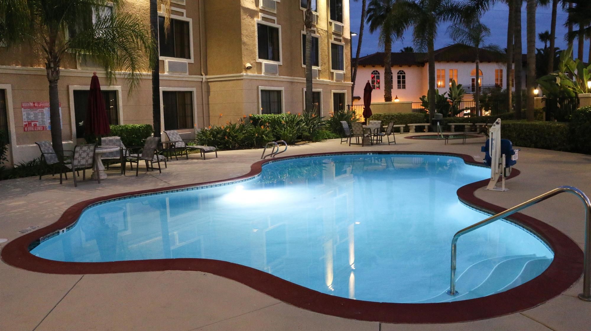 Best Western Escondido Hotel