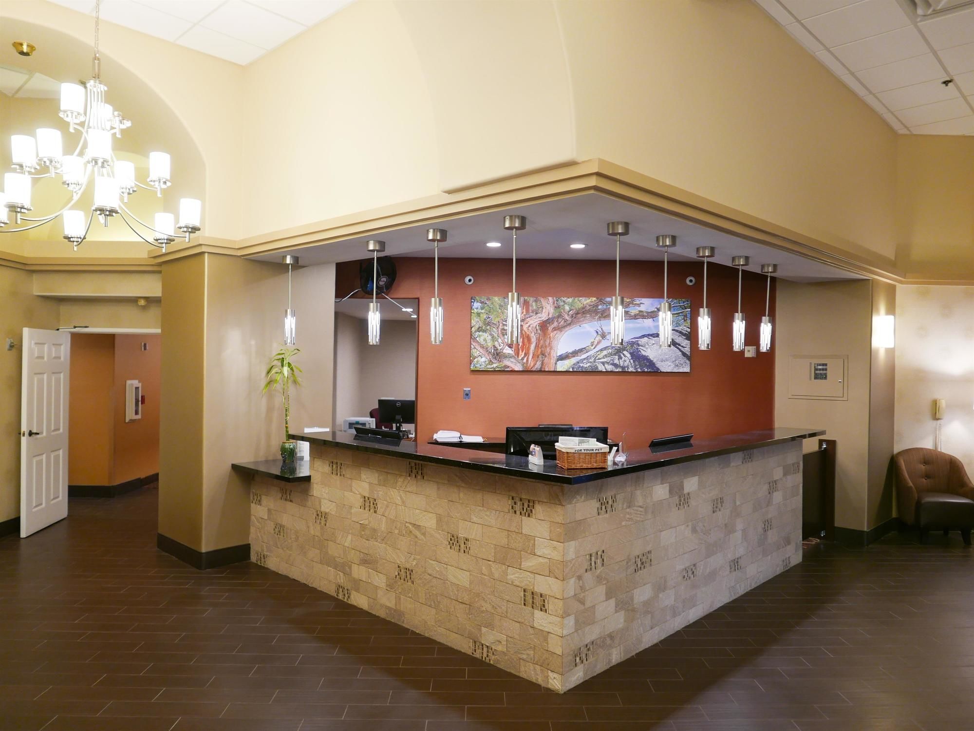 Best Western Escondido Hotel