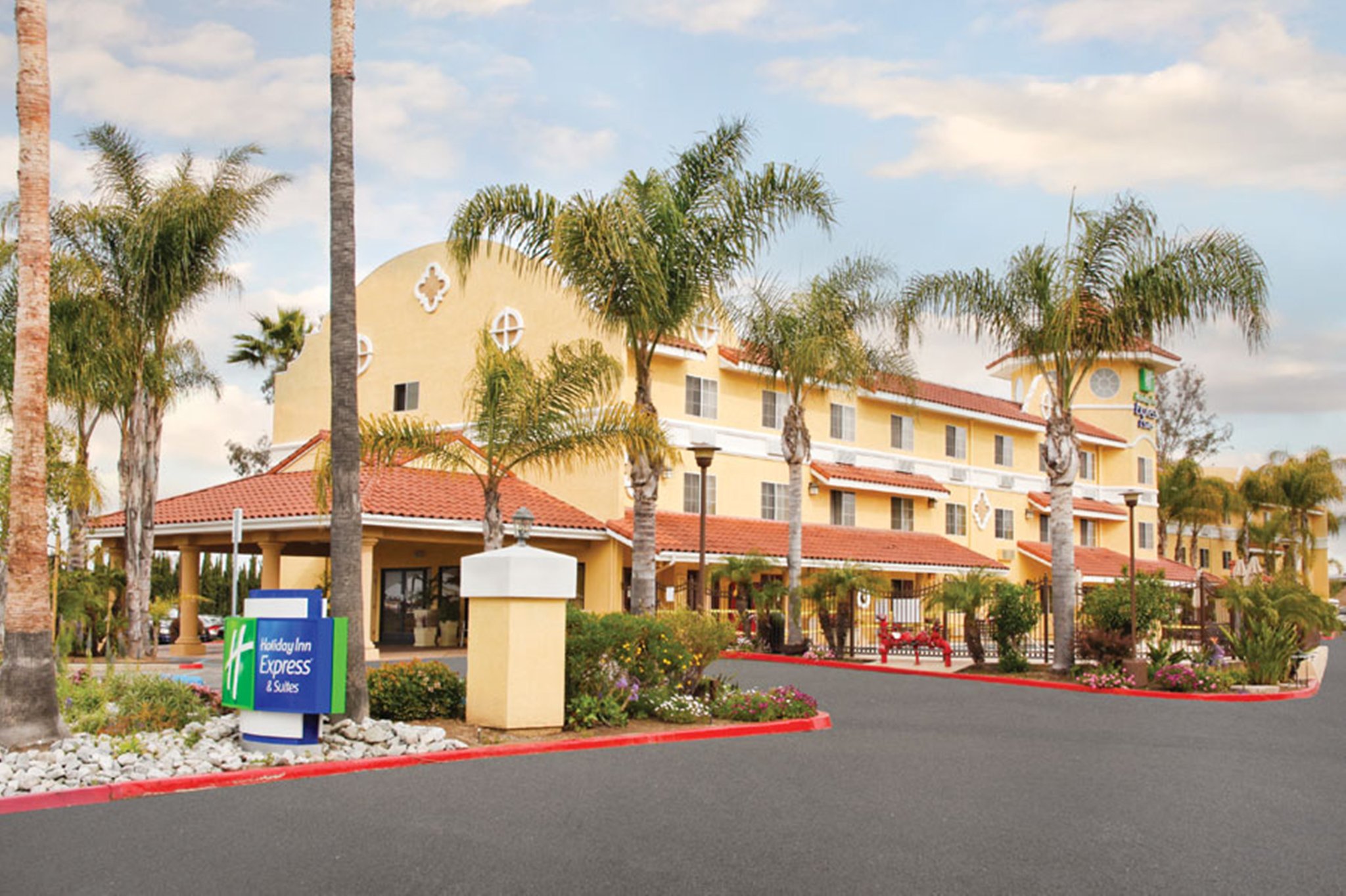 Holiday Inn Express & Suites San Diego Escondido