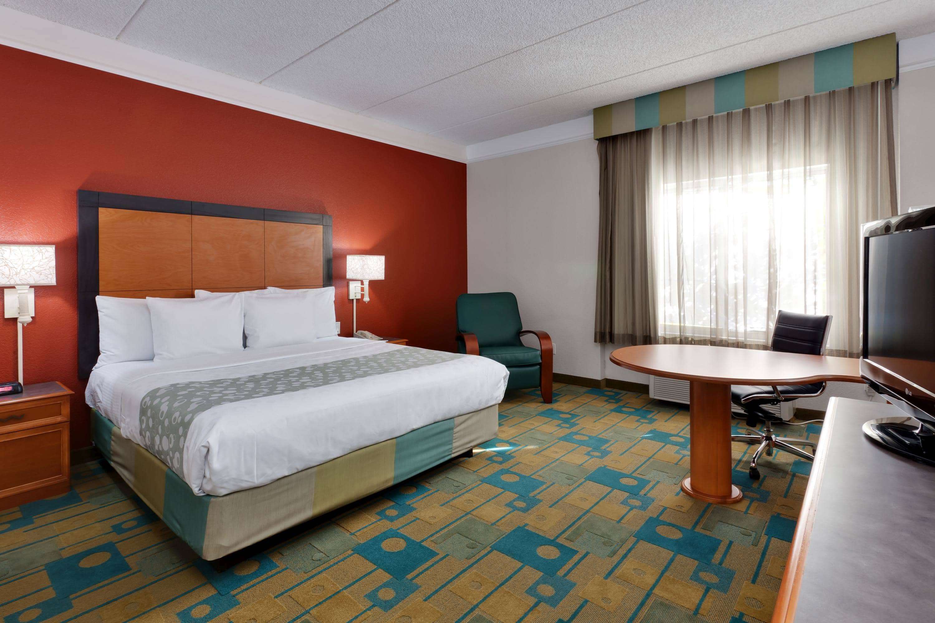 La Quinta Inn & Suites by Wyndham Fremont / Silicon Valley