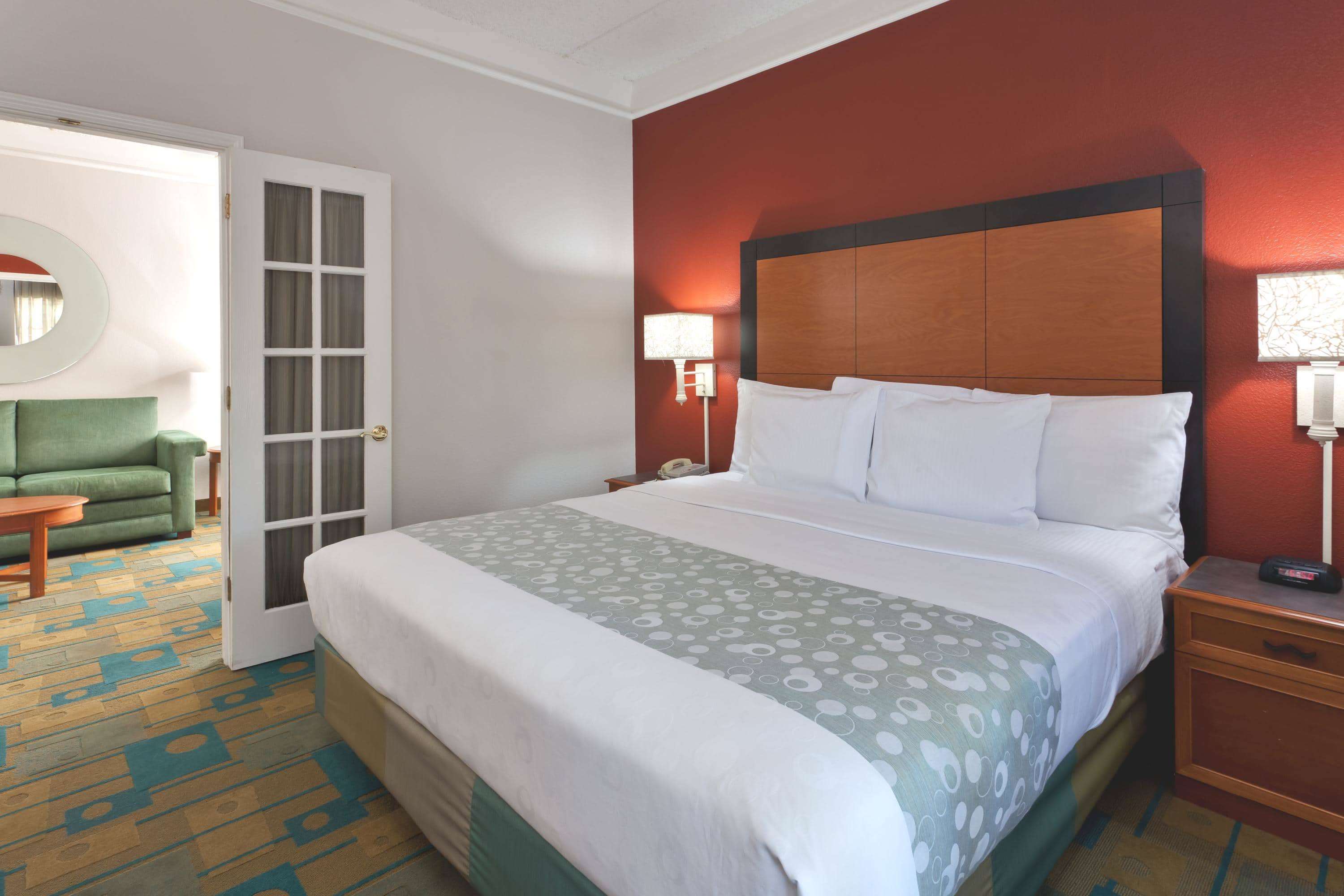 La Quinta Inn & Suites by Wyndham Fremont / Silicon Valley