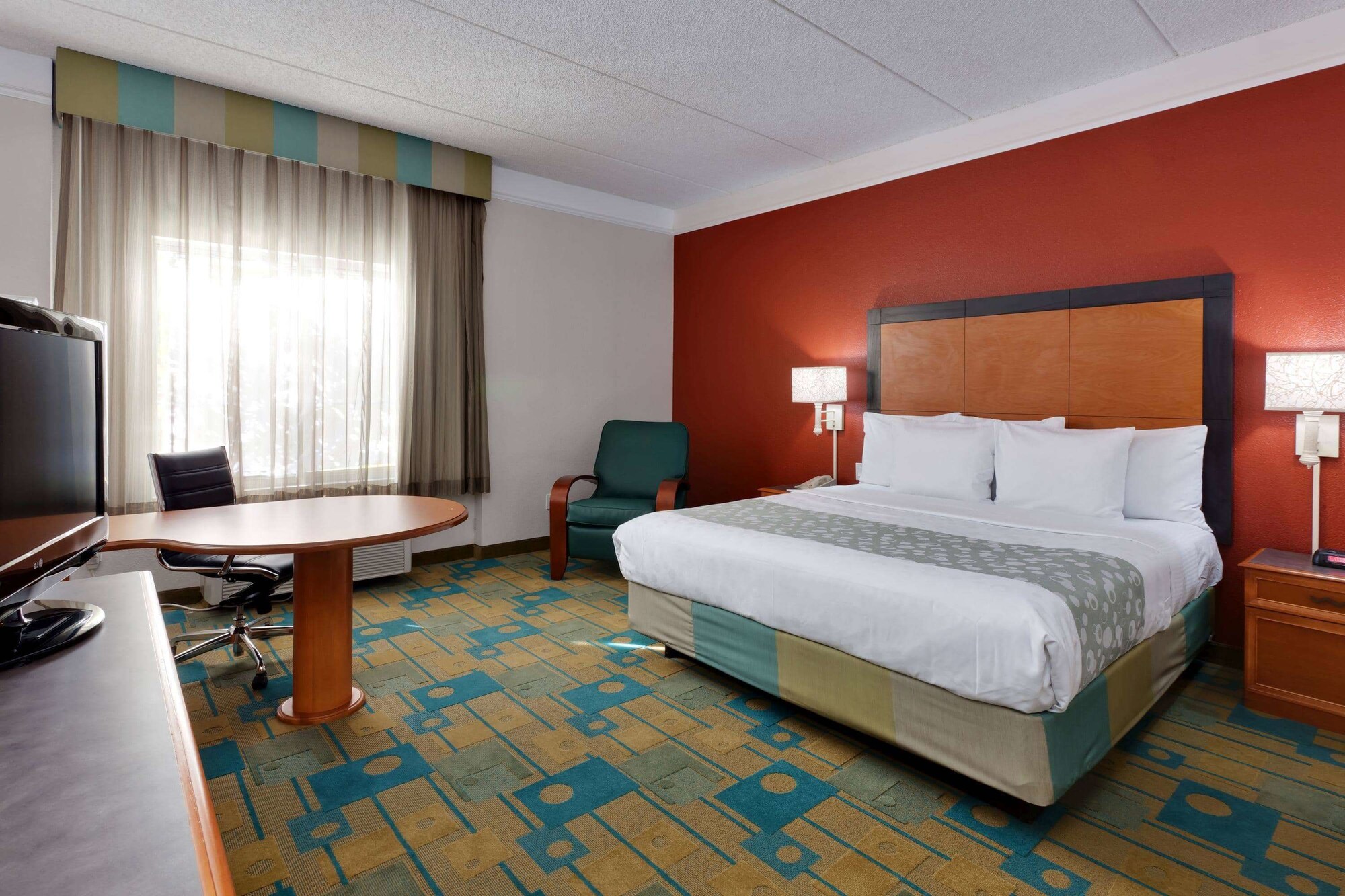 La Quinta Inn & Suites by Wyndham Fremont / Silicon Valley
