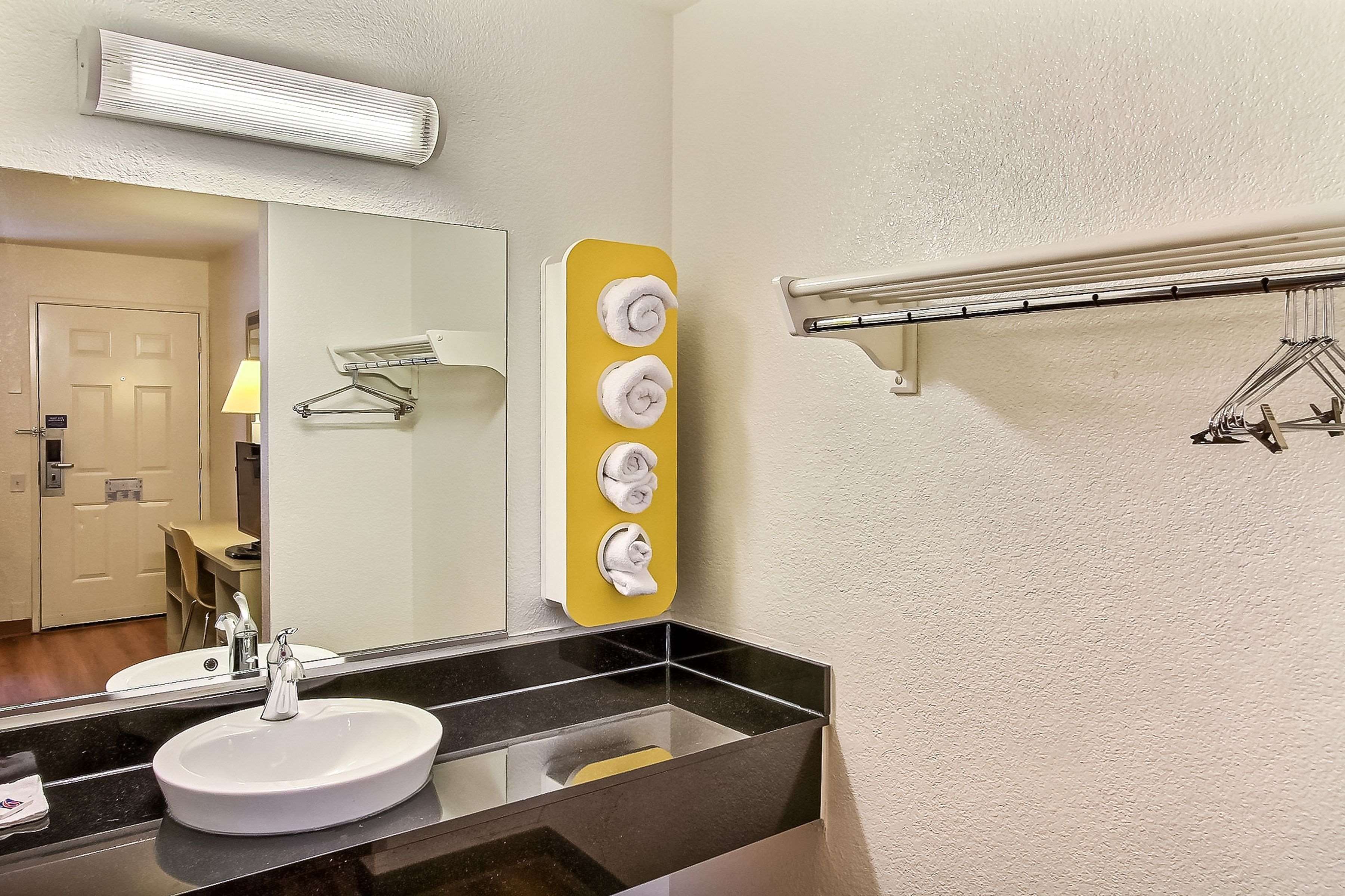 Motel 6 Fremont North