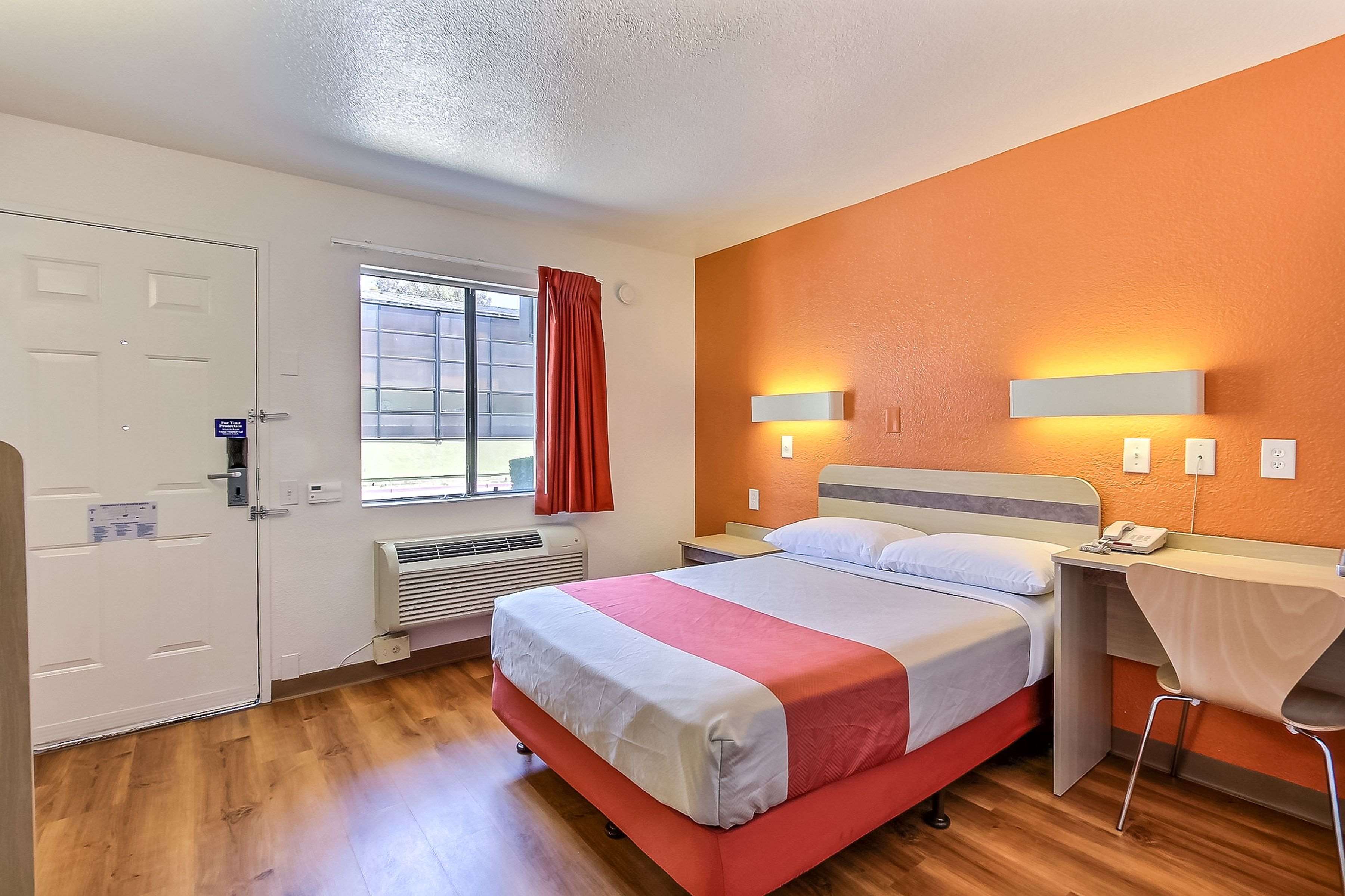 Motel 6 Fremont North