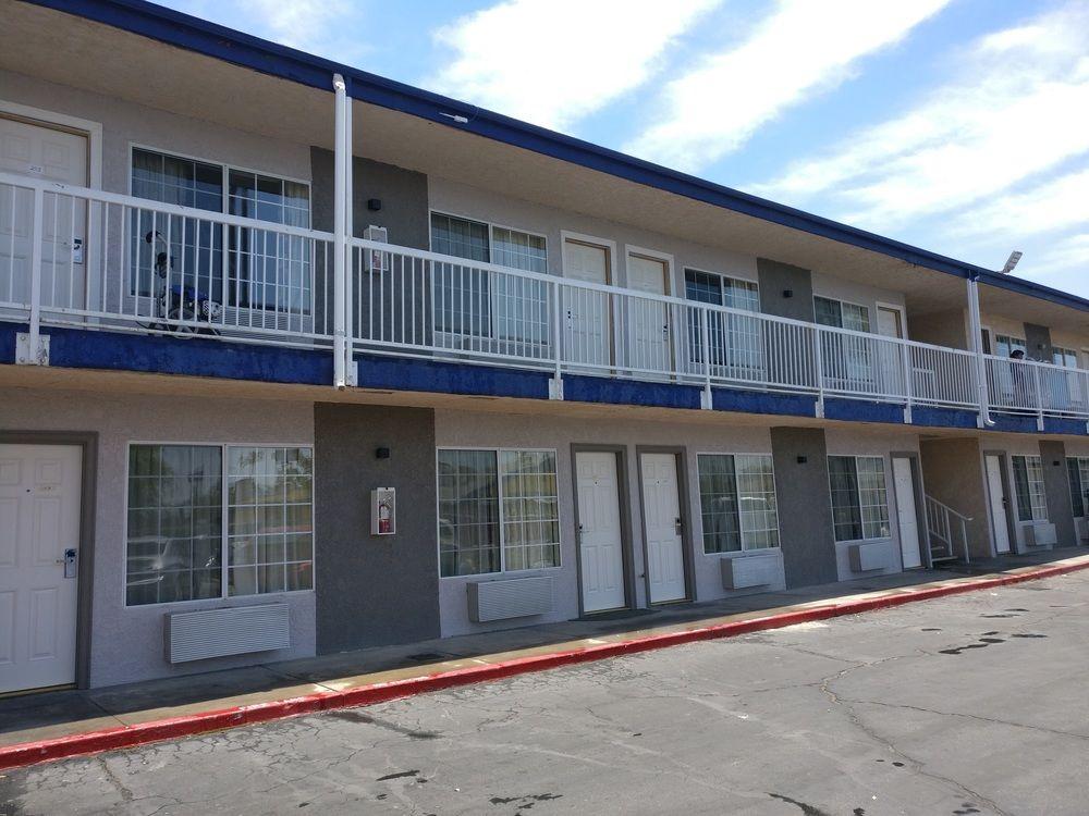 Travelodge by Wyndham Fresno Yosemite Area