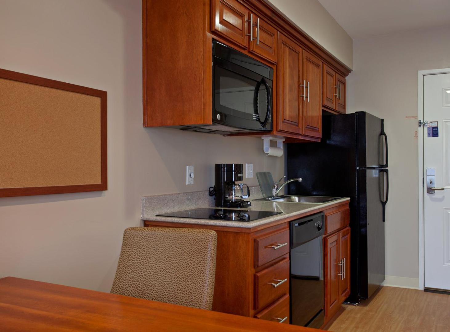 Candlewood Suites LAX Hawthorne
