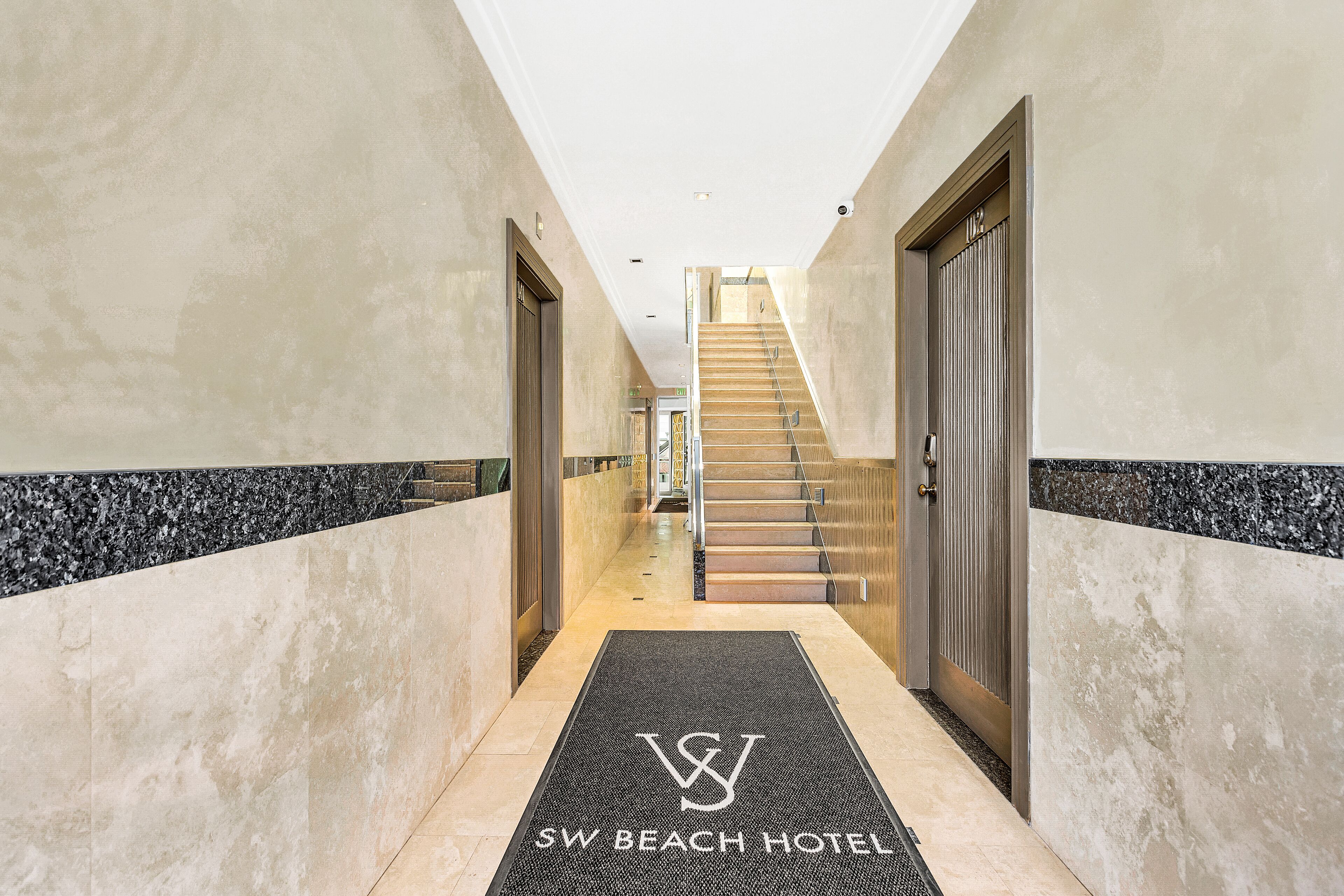 Sw Beach Hotel
