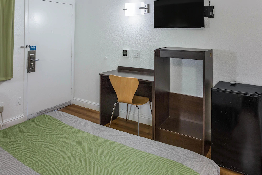 Motel 6 King City CA