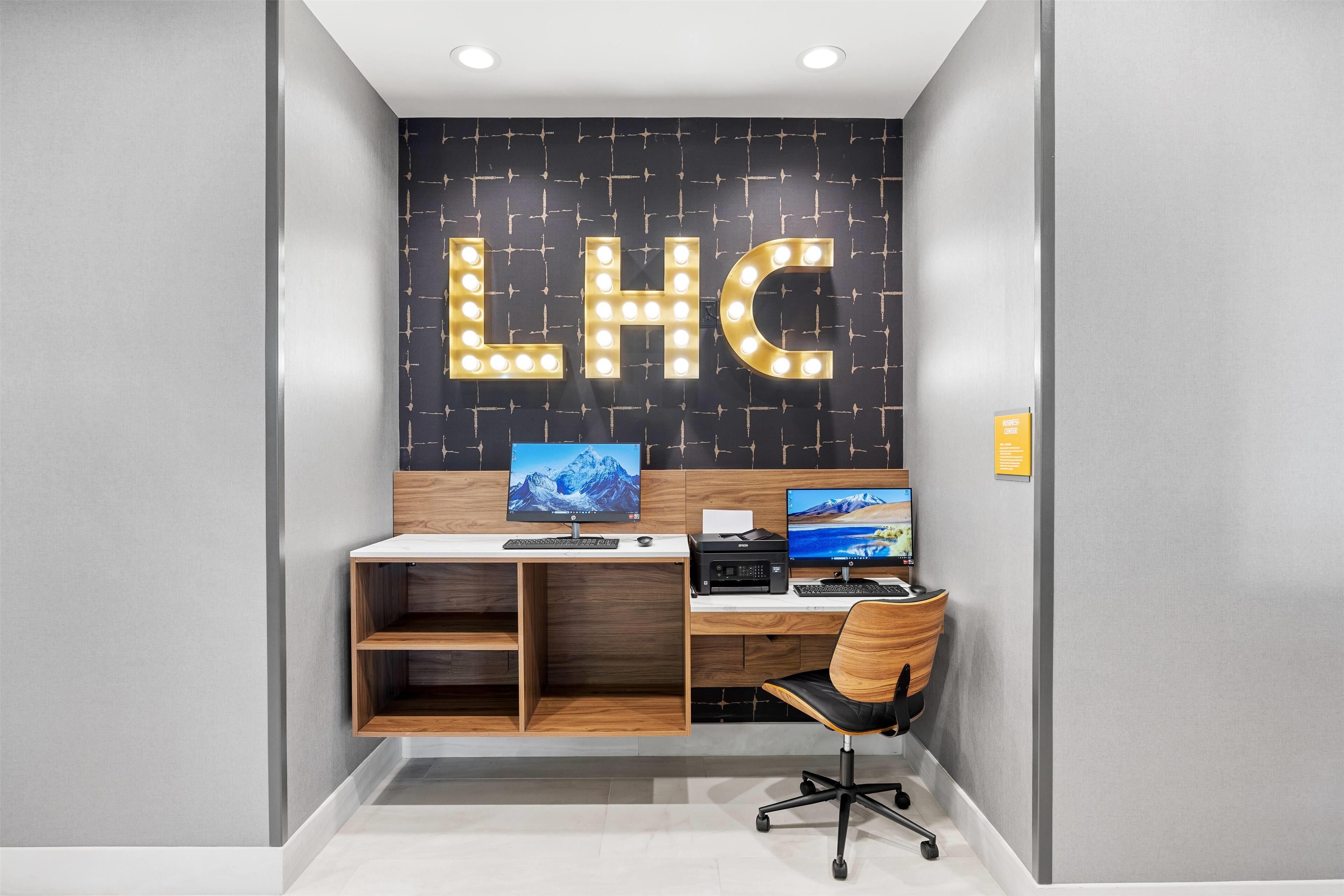 La Quinta Inn & Suites by Wyndham La Habra