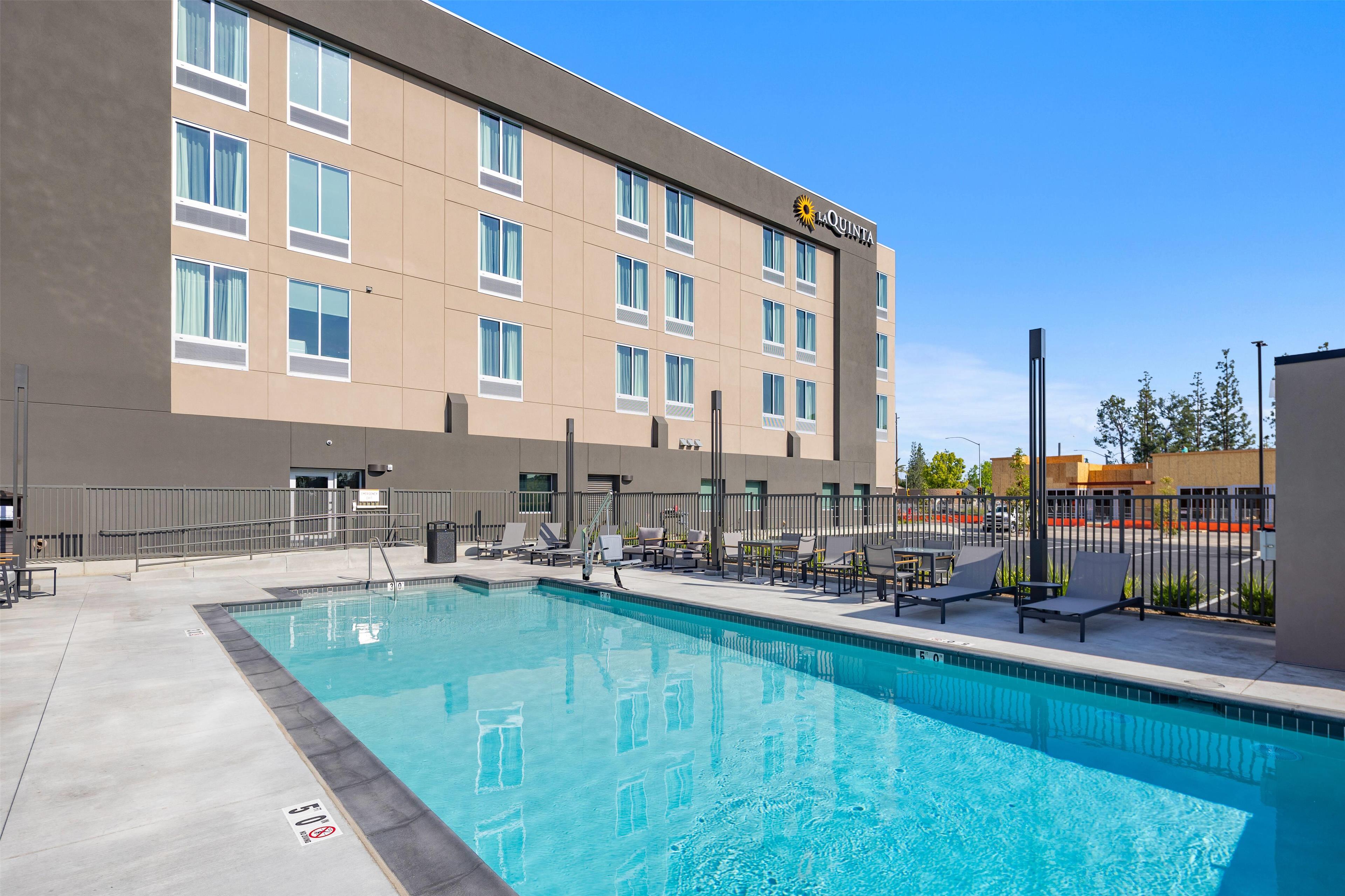 La Quinta Inn & Suites by Wyndham La Habra