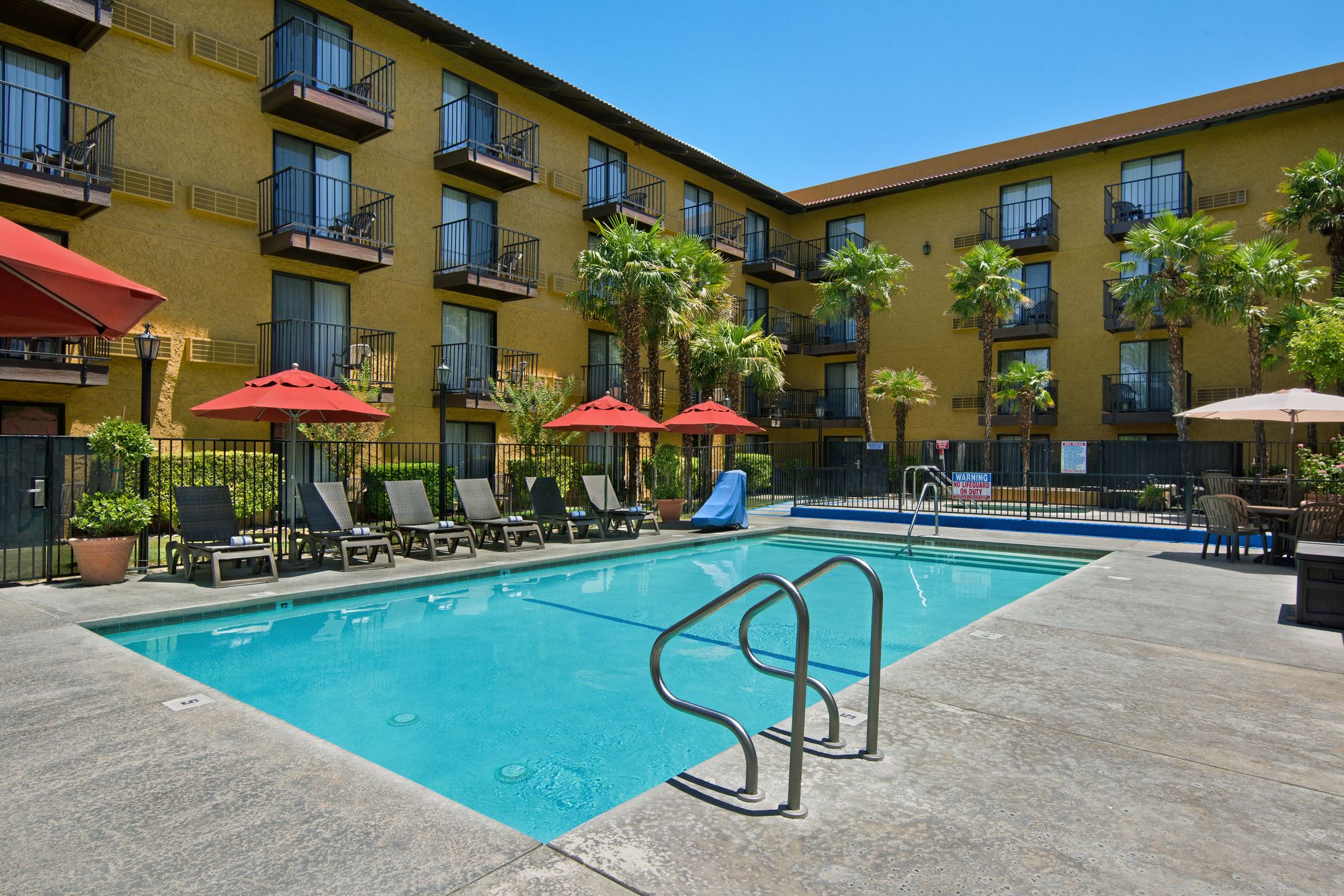 Oxnard Inn Lancaster