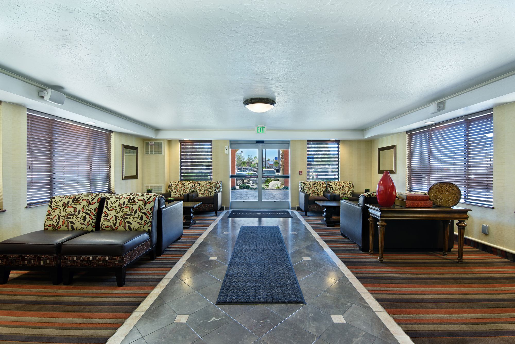 Oxnard Inn Lancaster