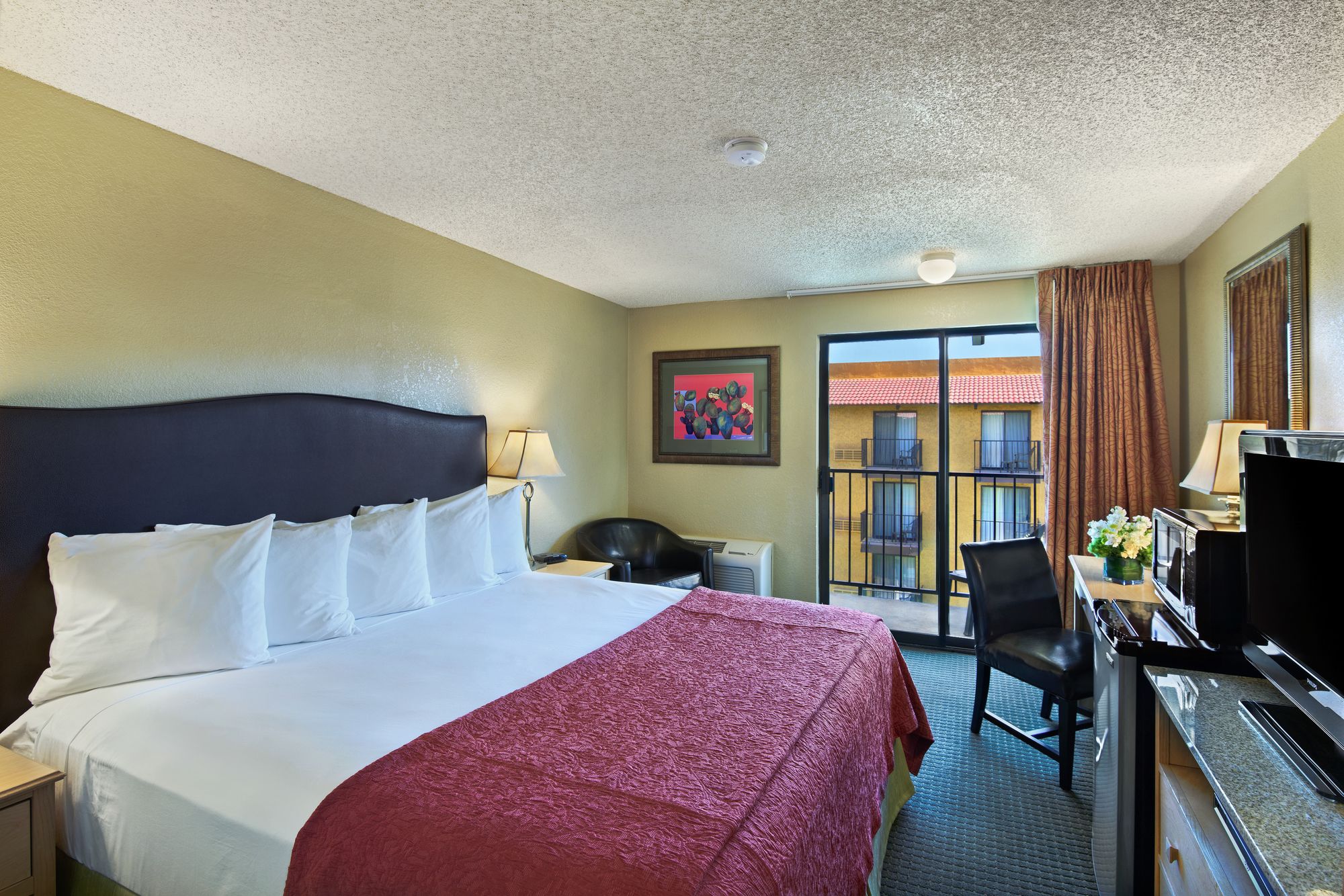 Oxnard Inn Lancaster