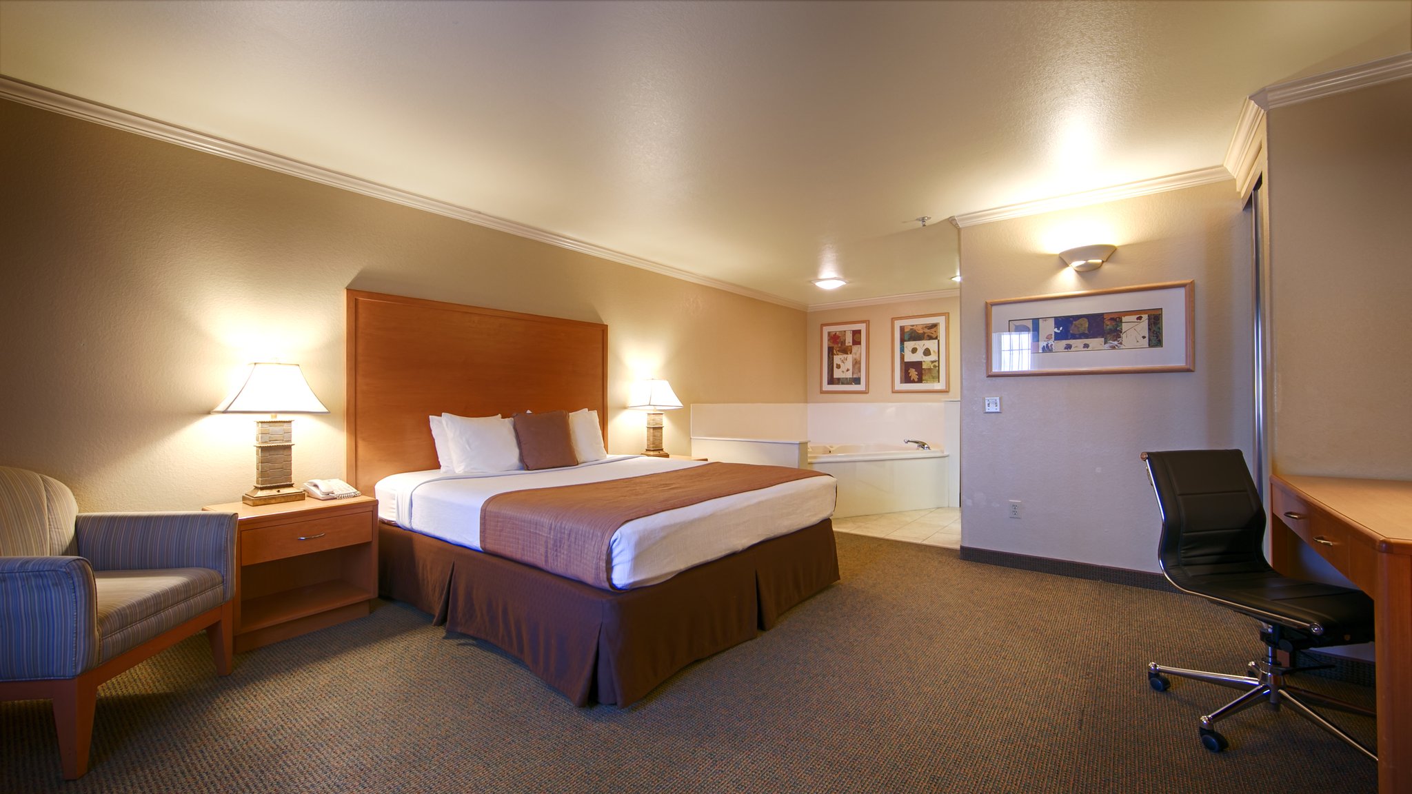 Best Western Inn & Suites Lemoore