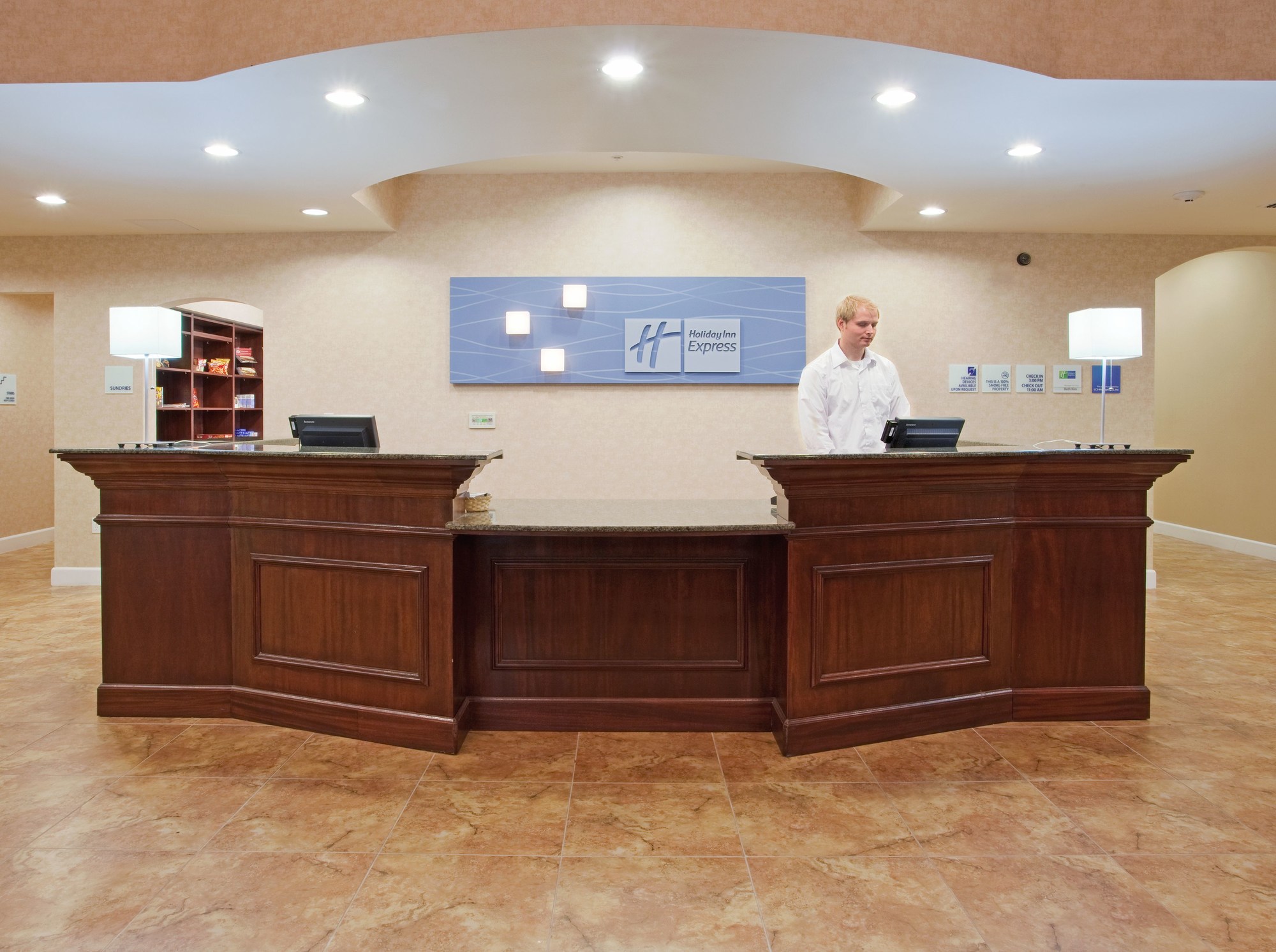 Holiday Inn Express Lodi