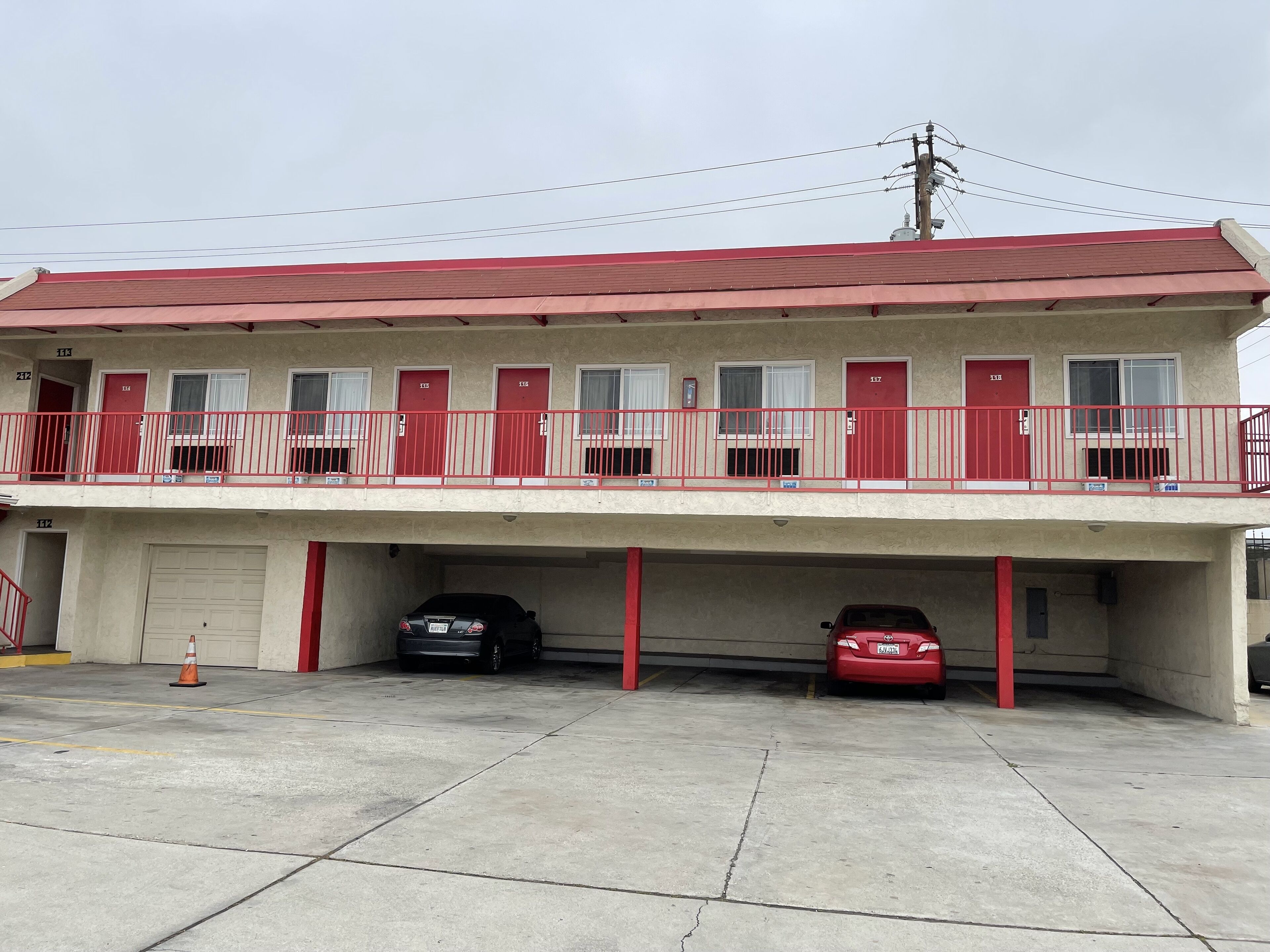 Hiland Motel