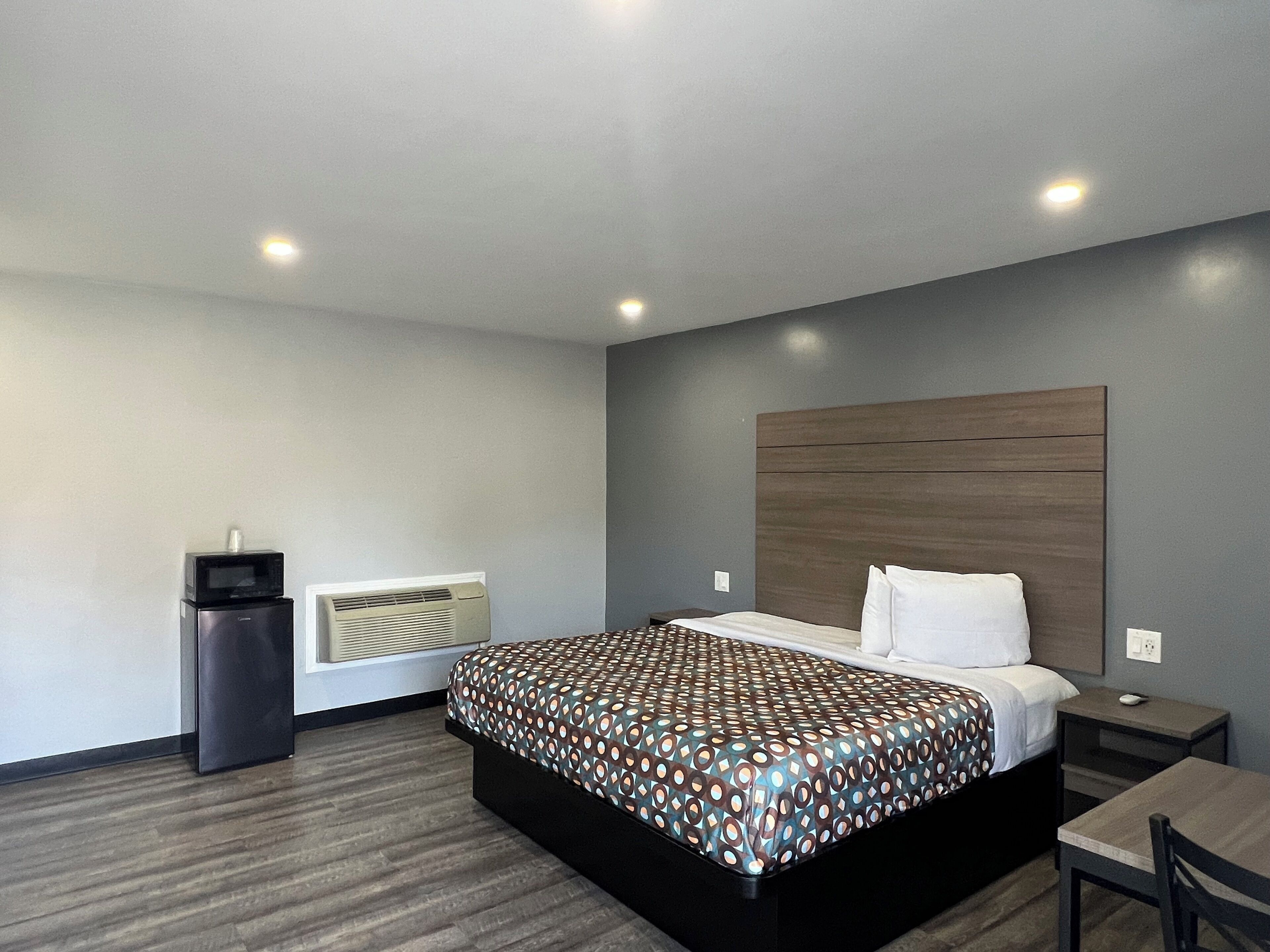 Sunshine Motel