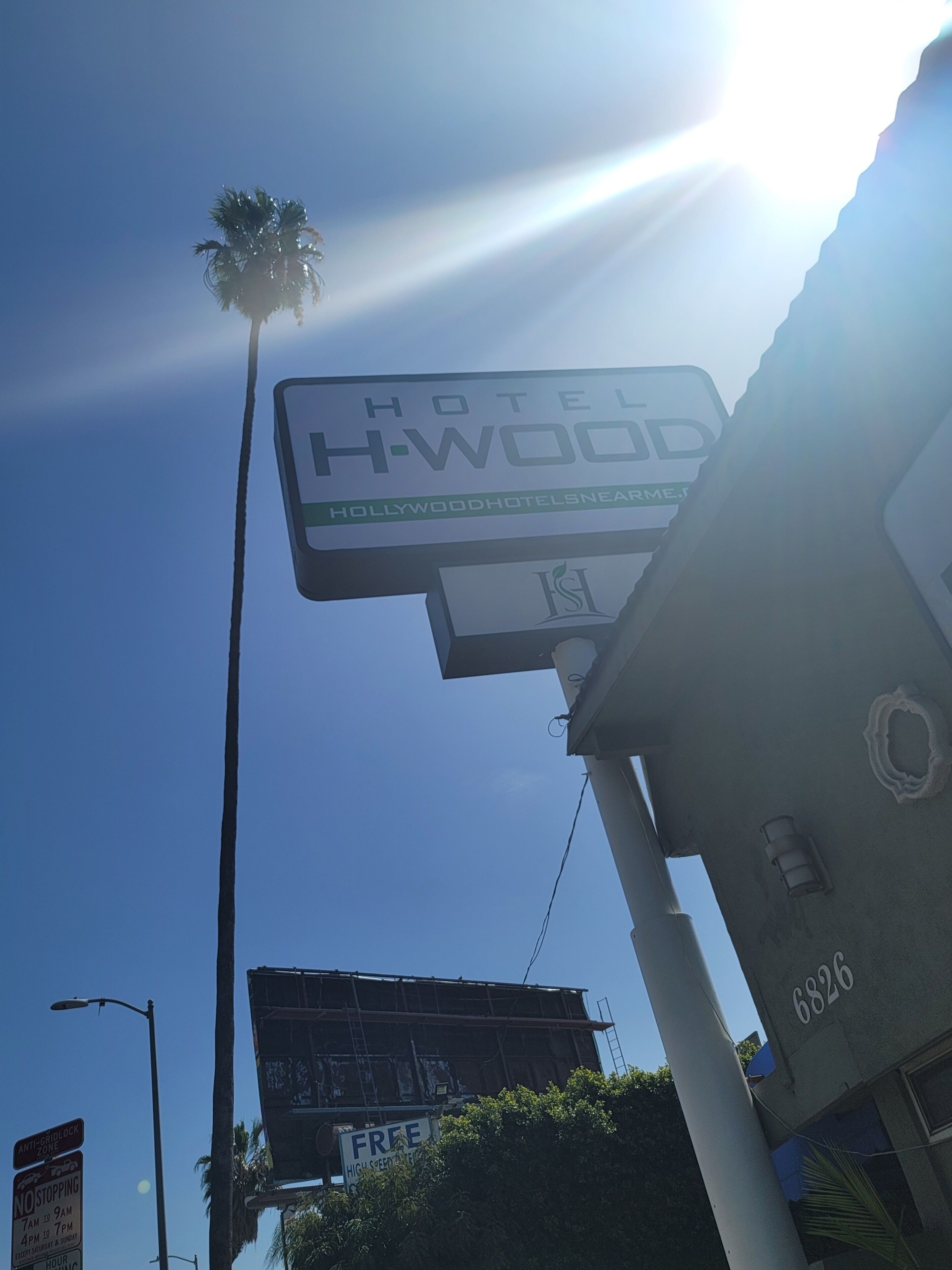 Hotel Hwood