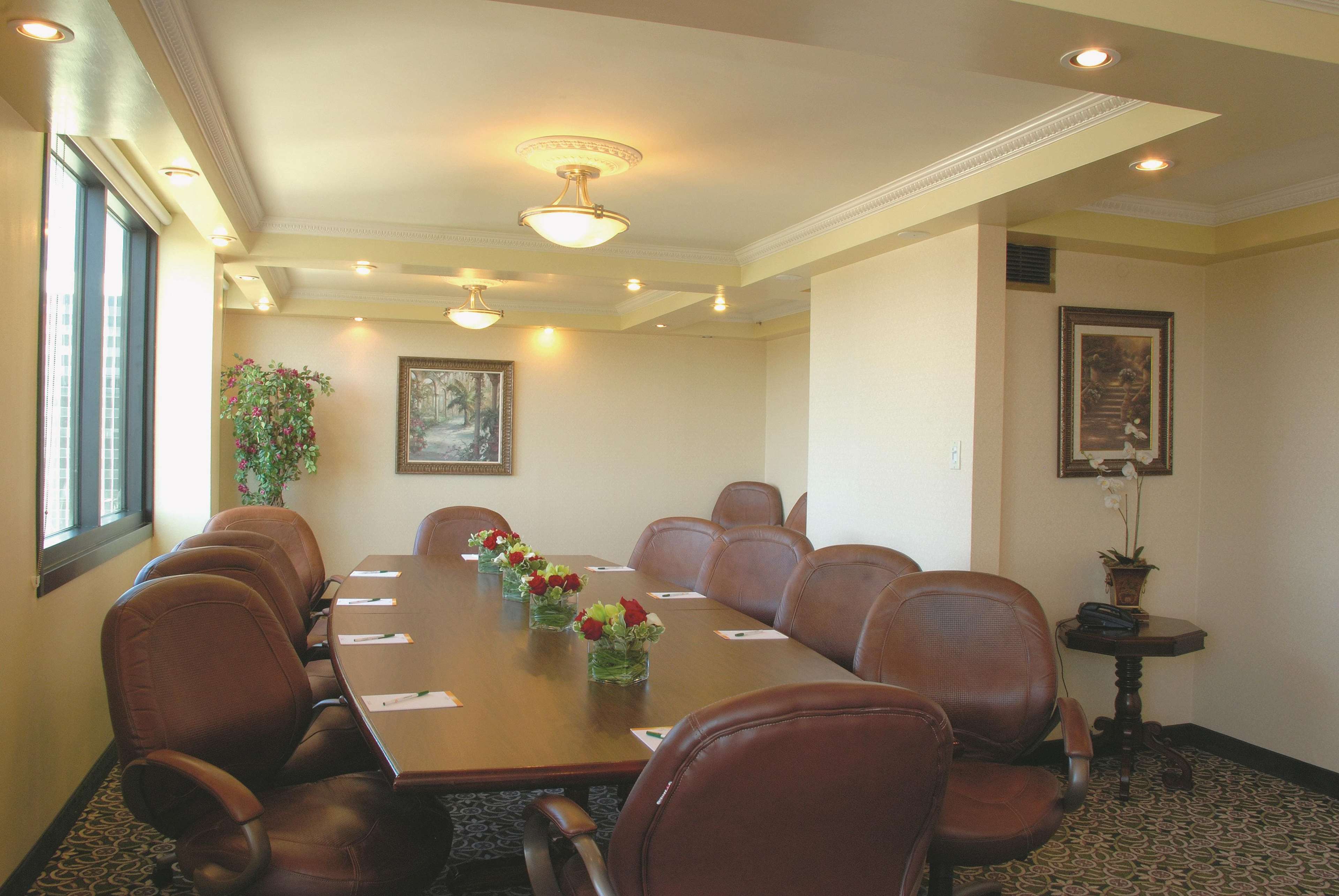 Hilton Garden Inn LAX Los Angeles Airport