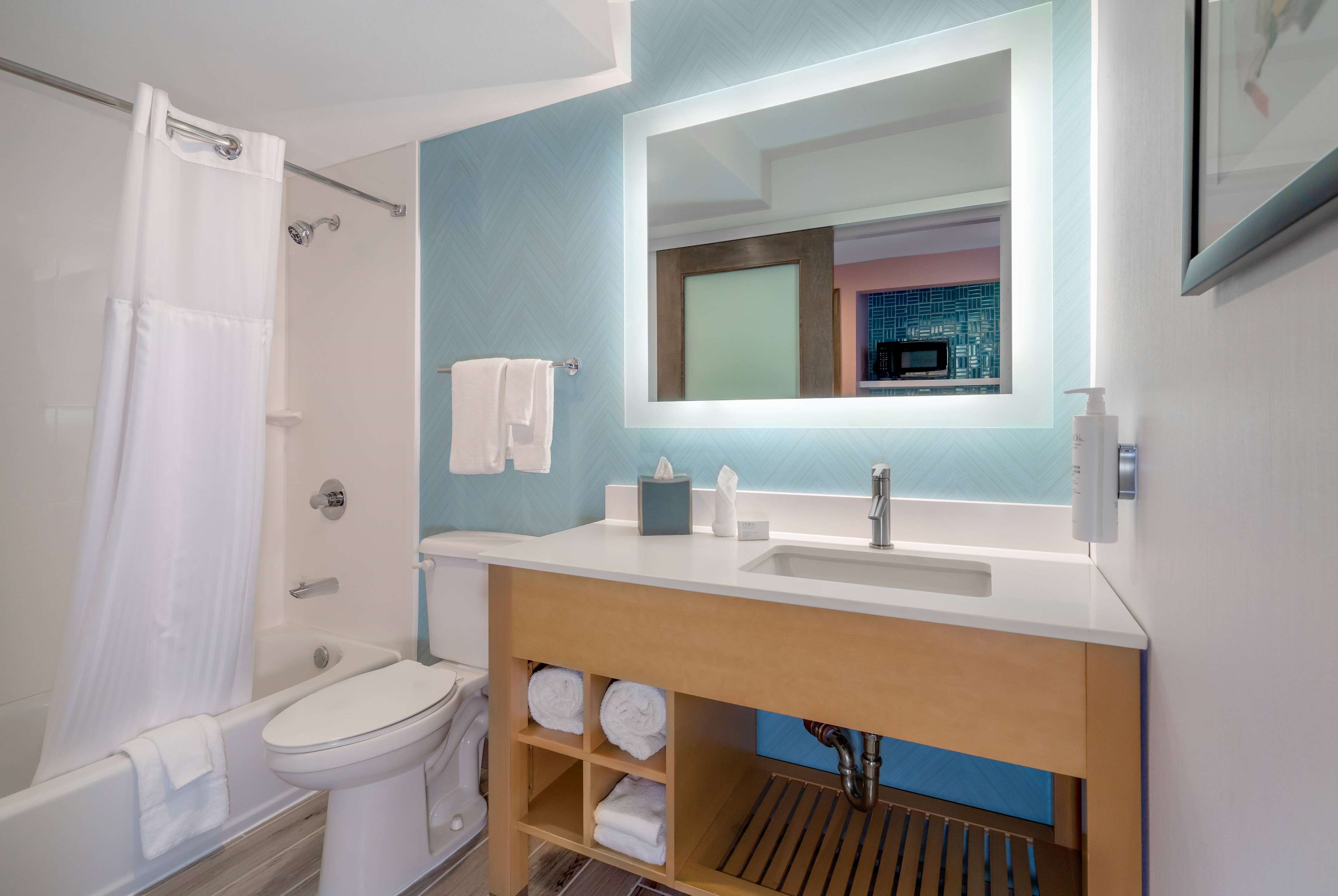 Hilton Garden Inn LAX Los Angeles Airport