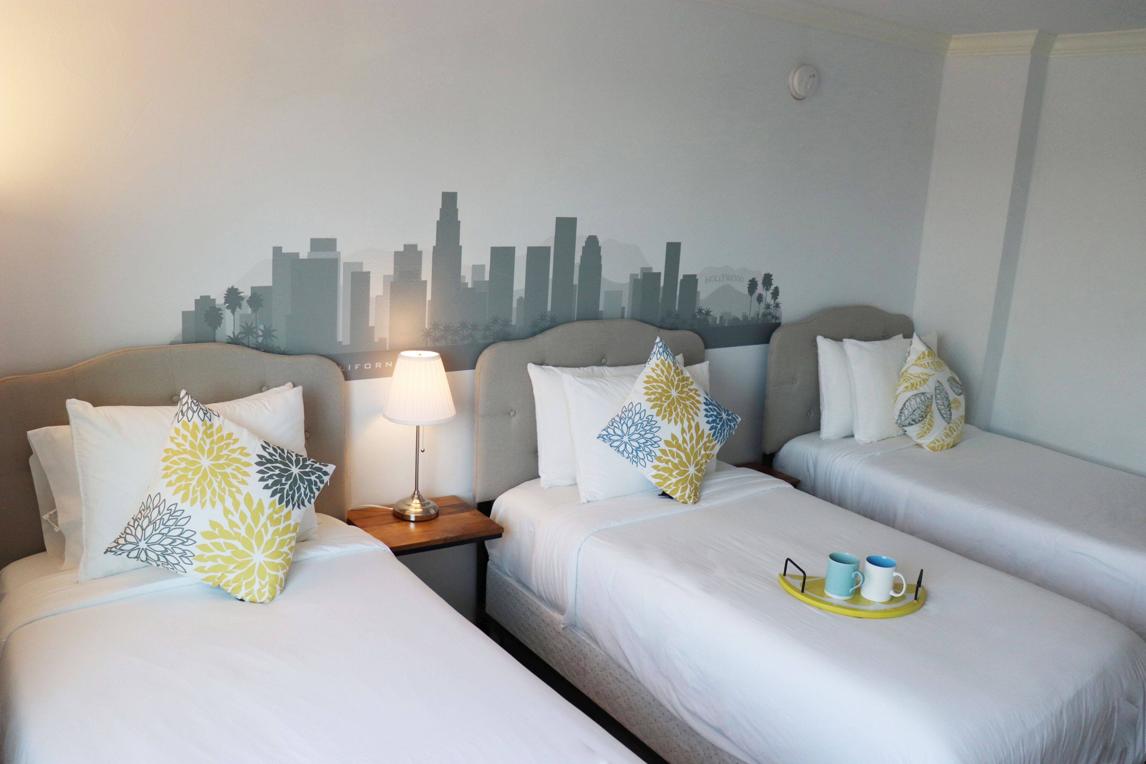Hometel Suites