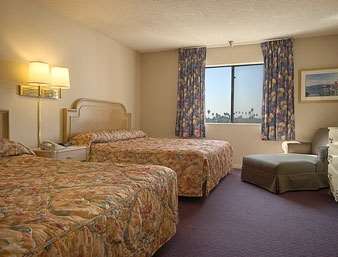 Ramada by Wyndham Los Angeles/Koreatown West