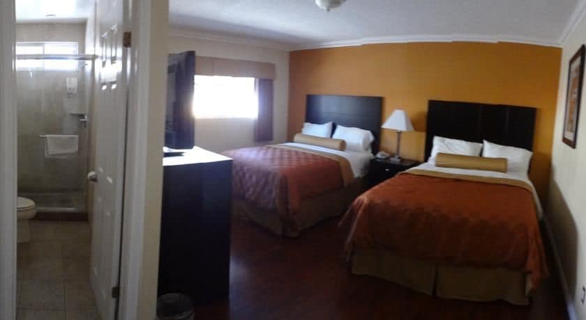 Metropolitan Inn & Suites