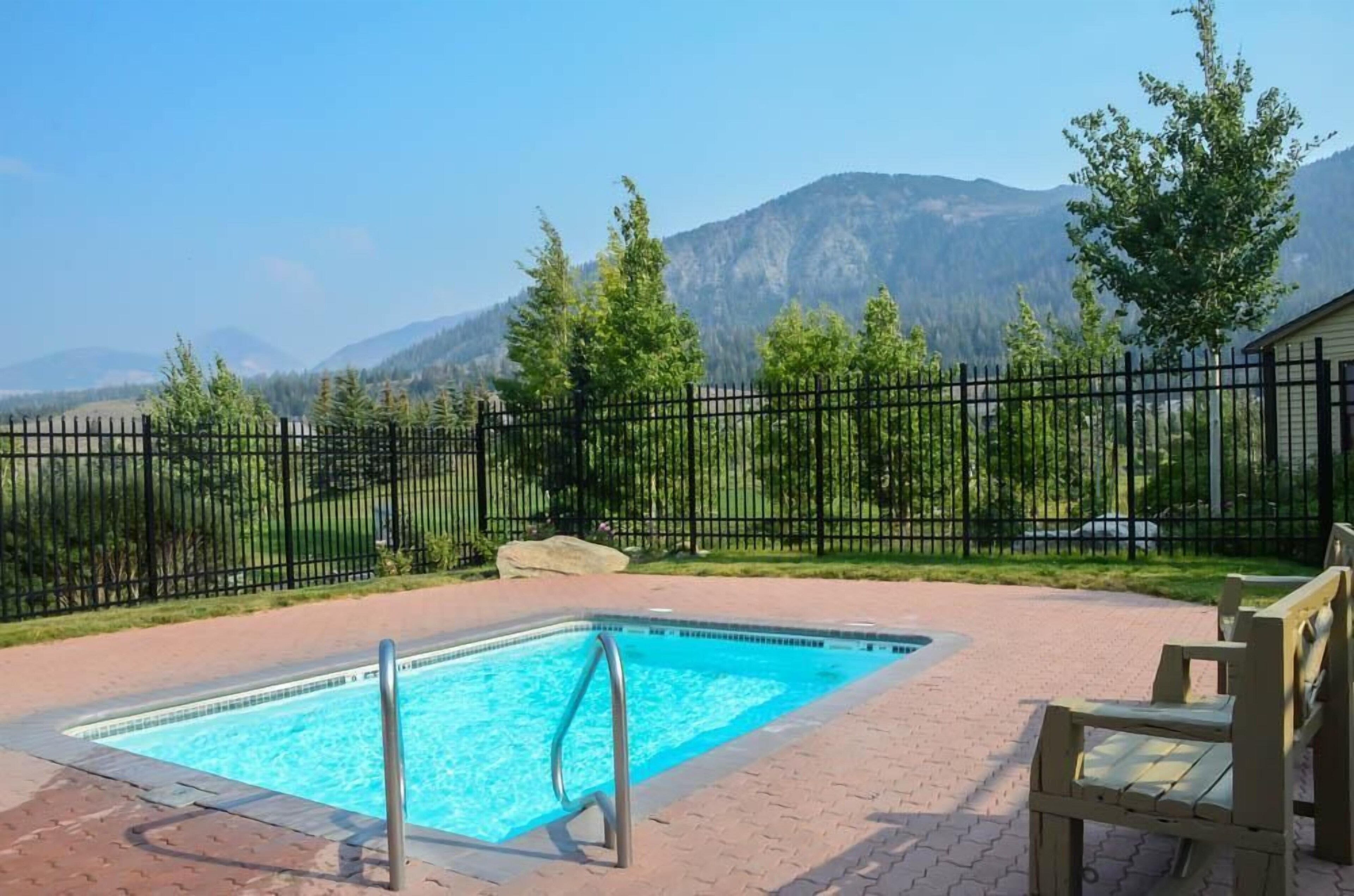 SnowCreek The Lodges