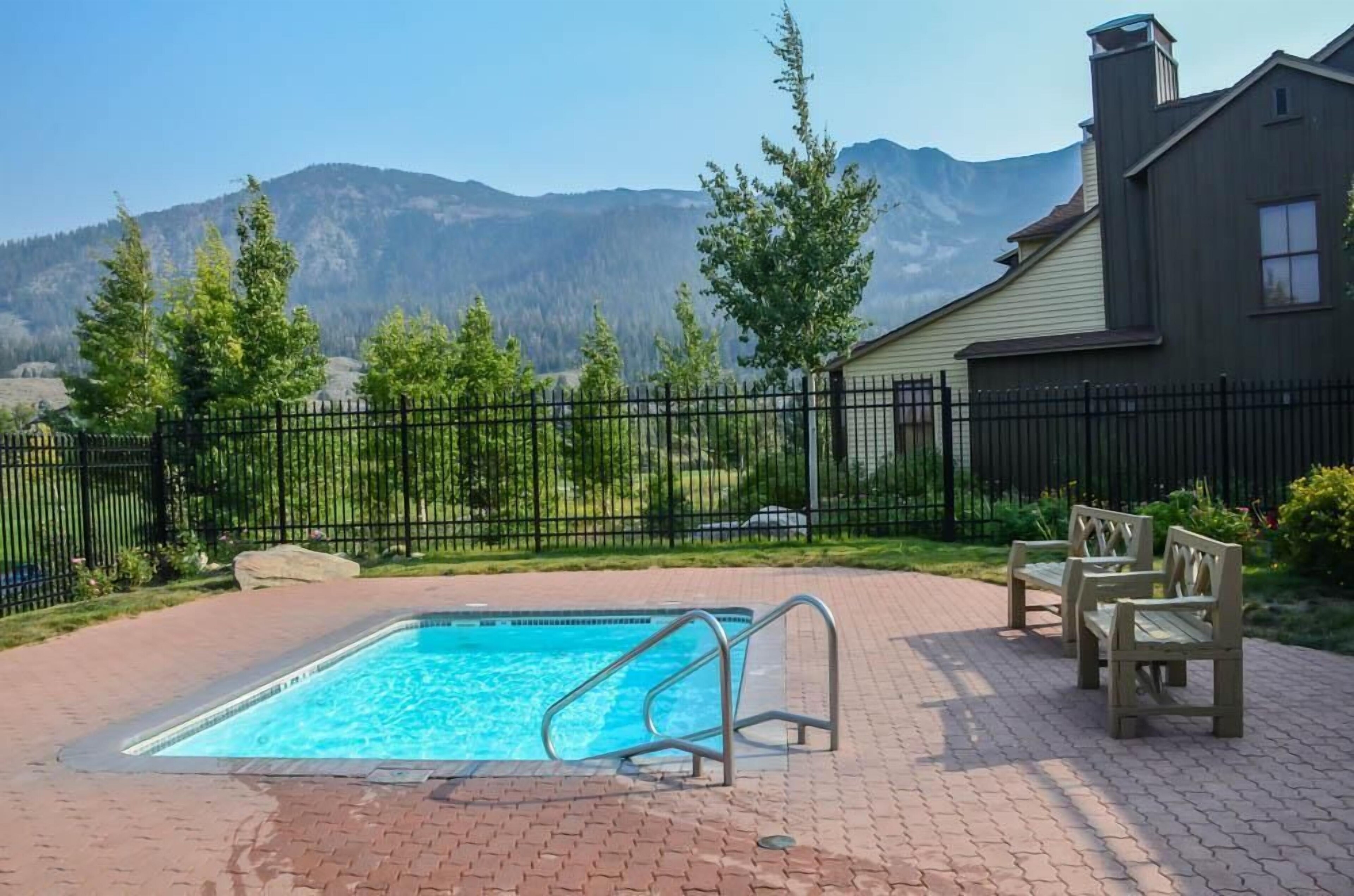 SnowCreek The Lodges