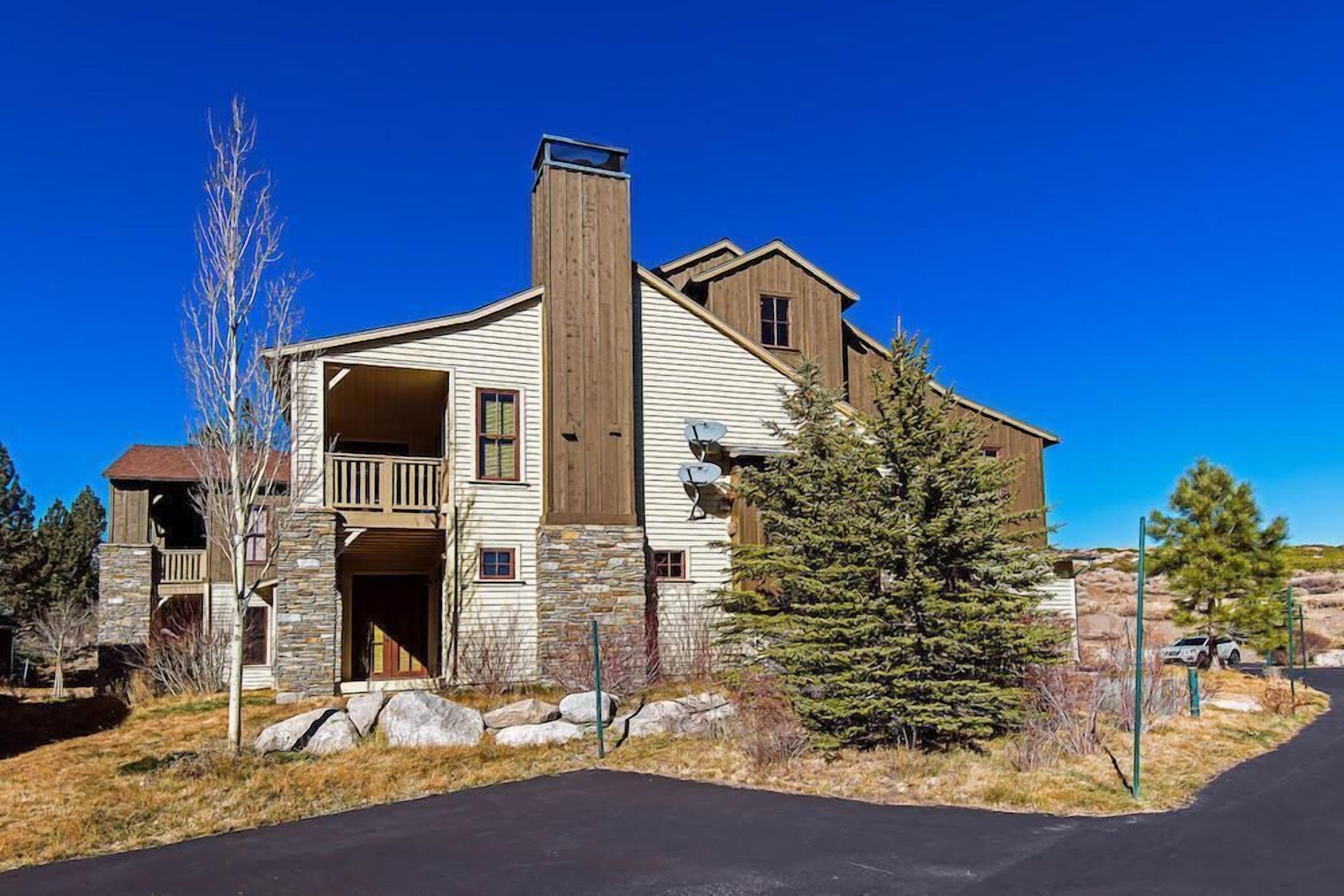 SnowCreek The Lodges