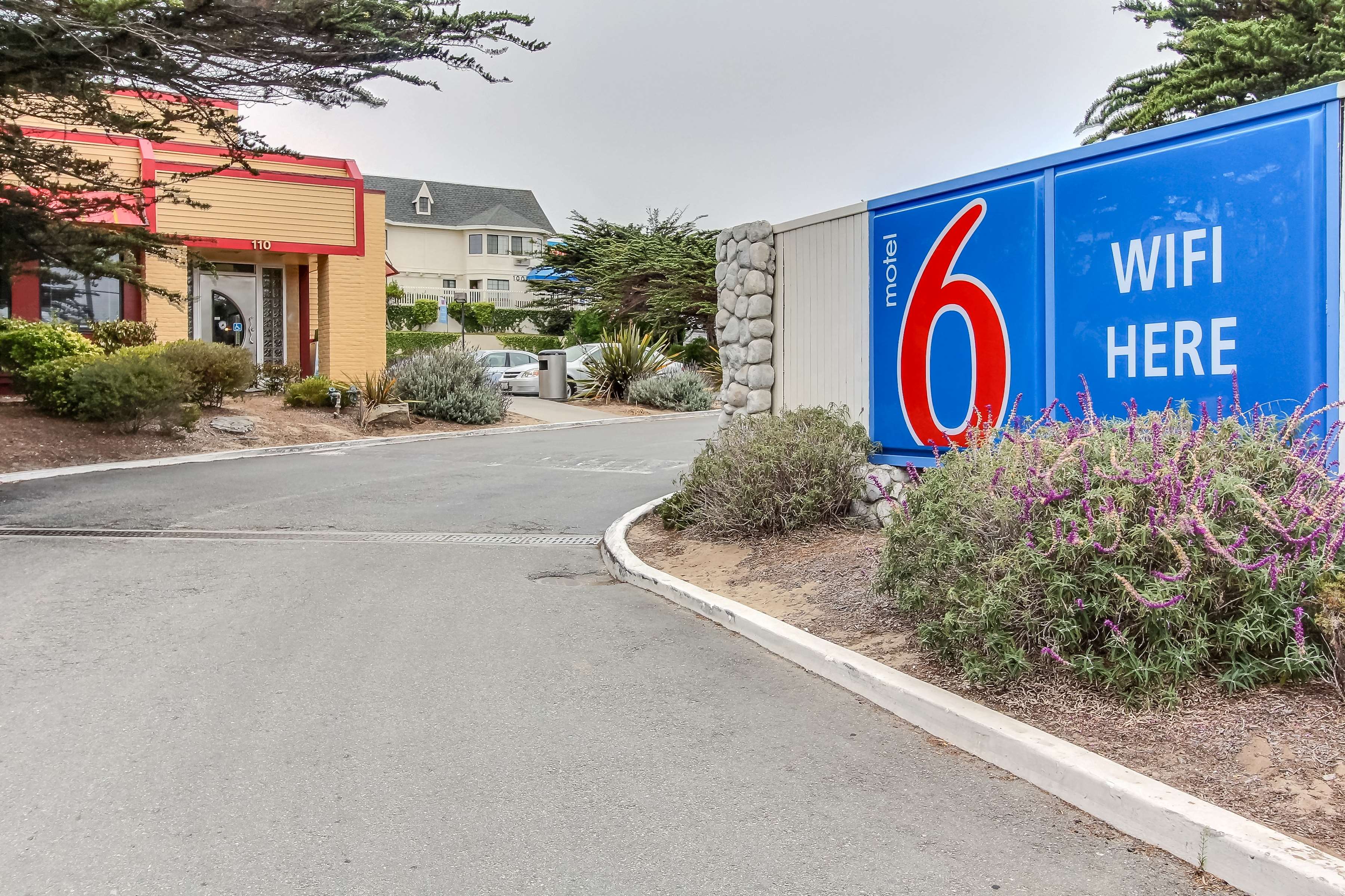 Motel 6 Monterey - Marina
