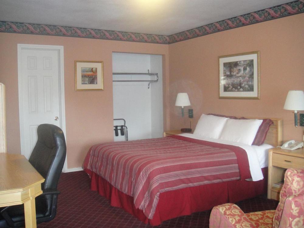 Muir Lodge Motel