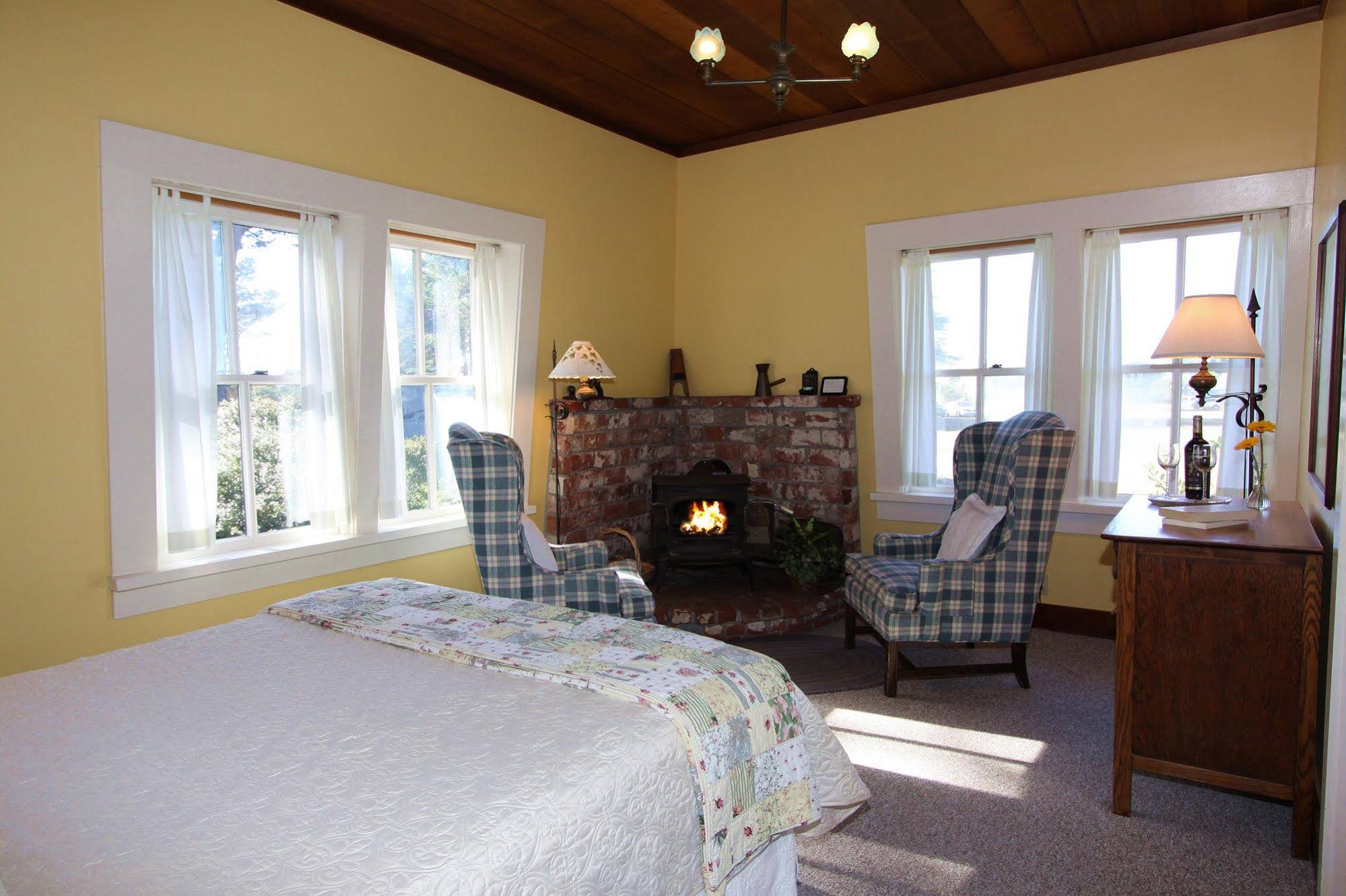 Joshua Grindle Inn